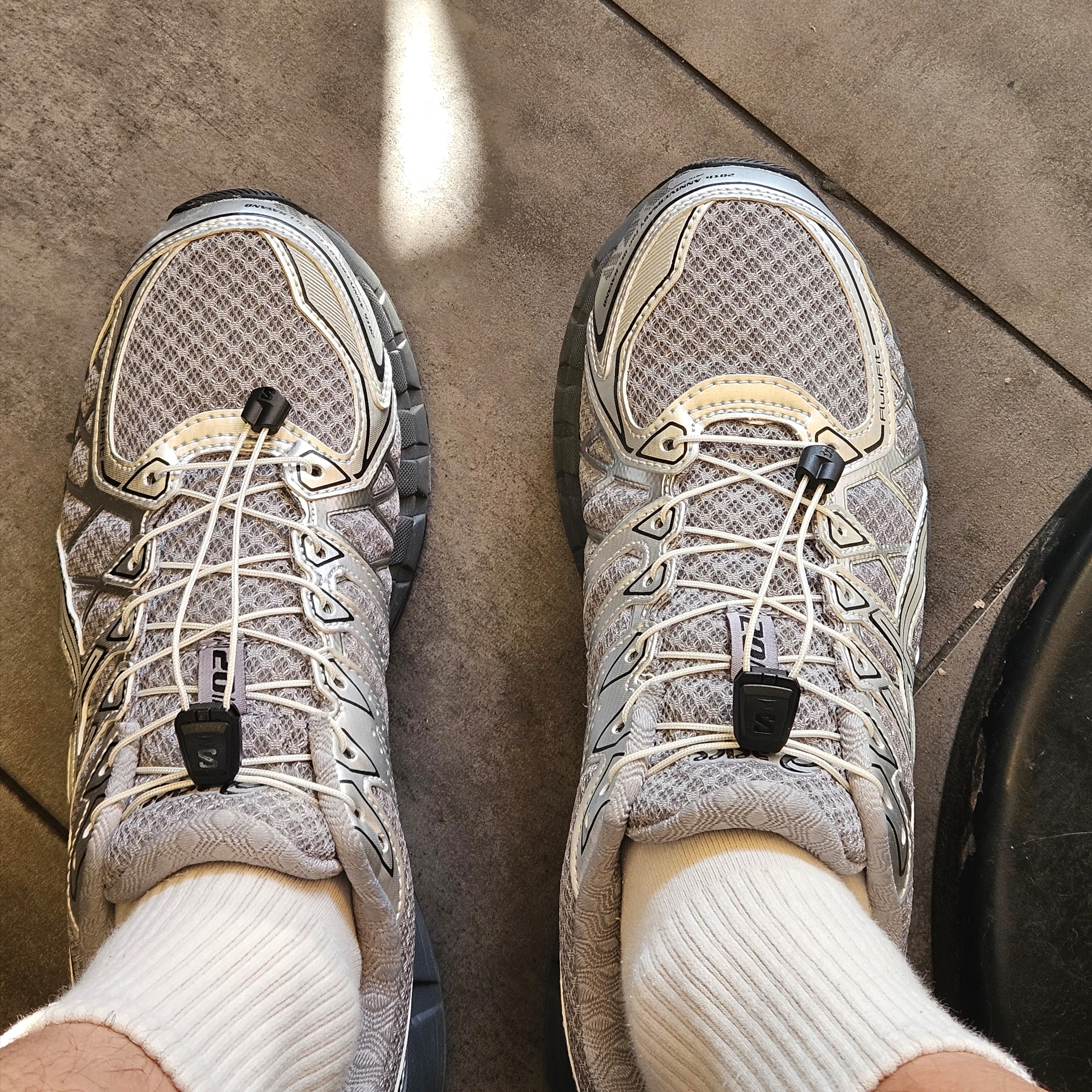Asics Gel-Kayano 20 Gravel Pure Silver 착용 스타일