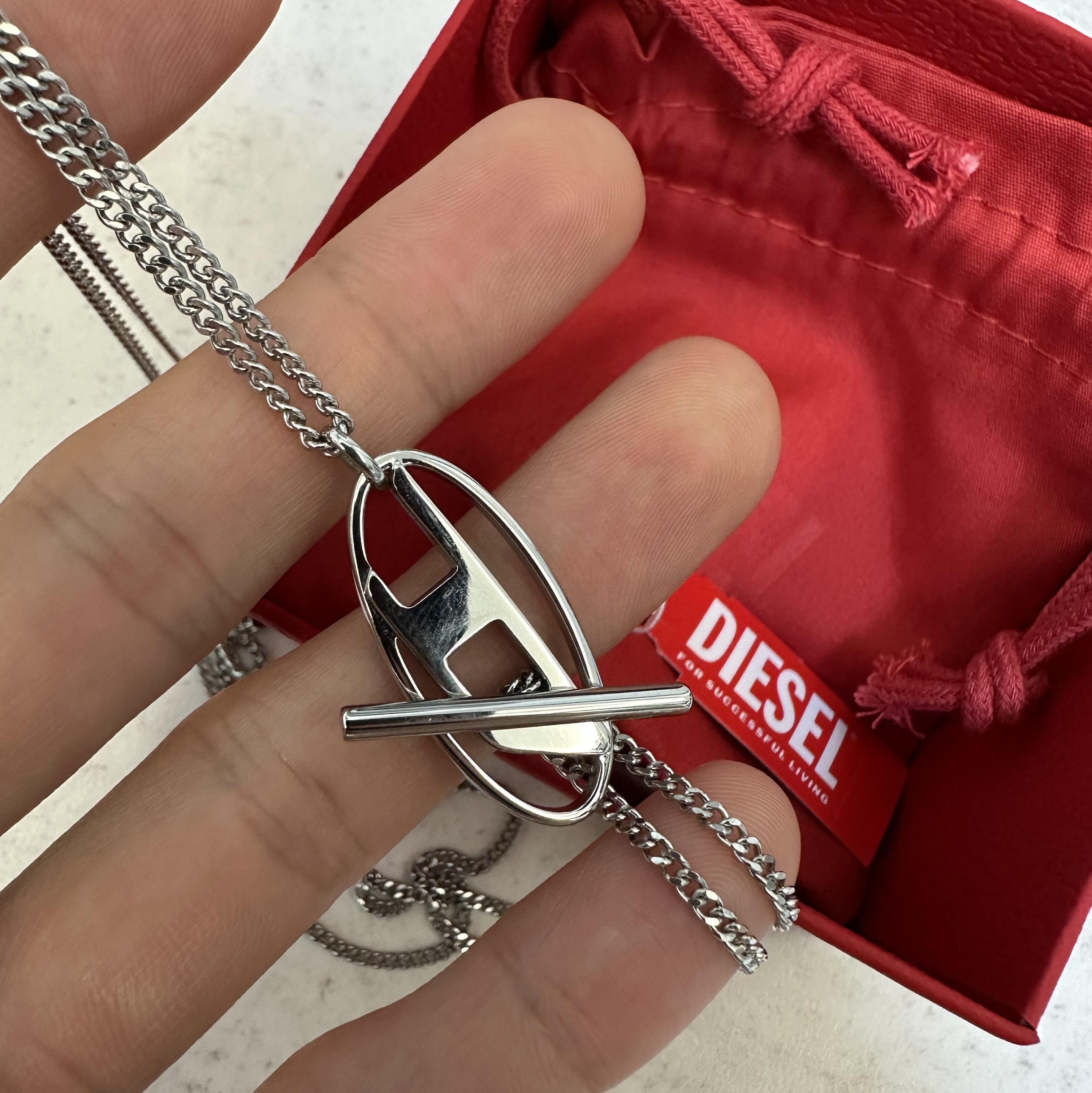 Diesel Dx1534 Stainless Steel Chain Necklace Silver 착용 스타일
