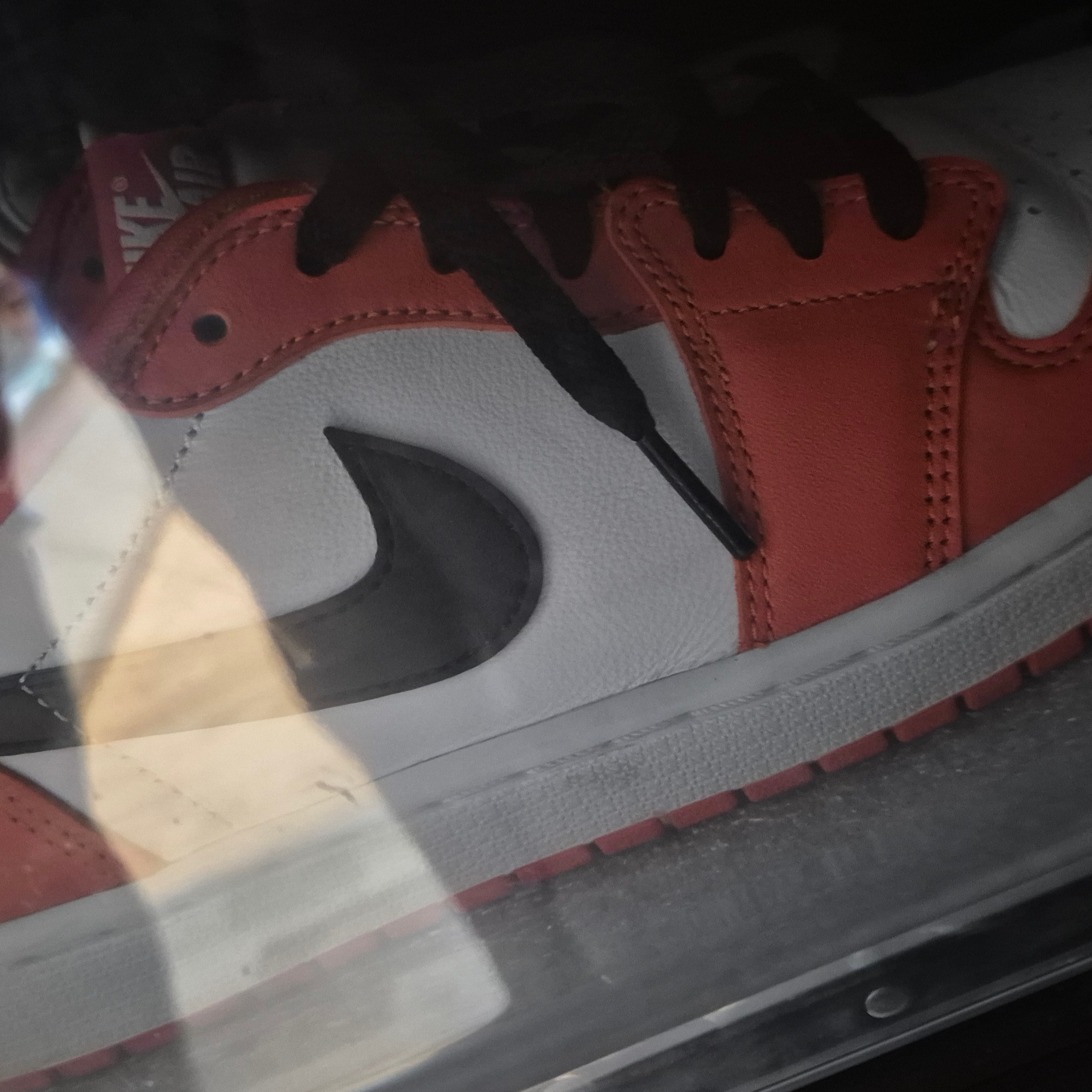 Jordan 1 Low OG Starfish 착용 스타일