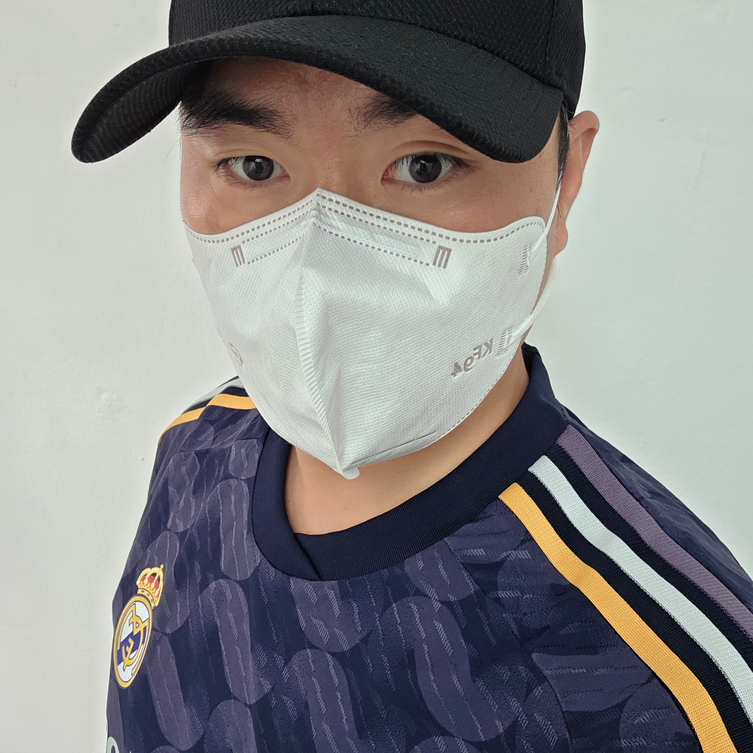 Adidas Real Madrid 2023/24 Away Authentic Jersey Legend Ink - US Sizing (Non Marking Ver.) 착용 스타일 - 2