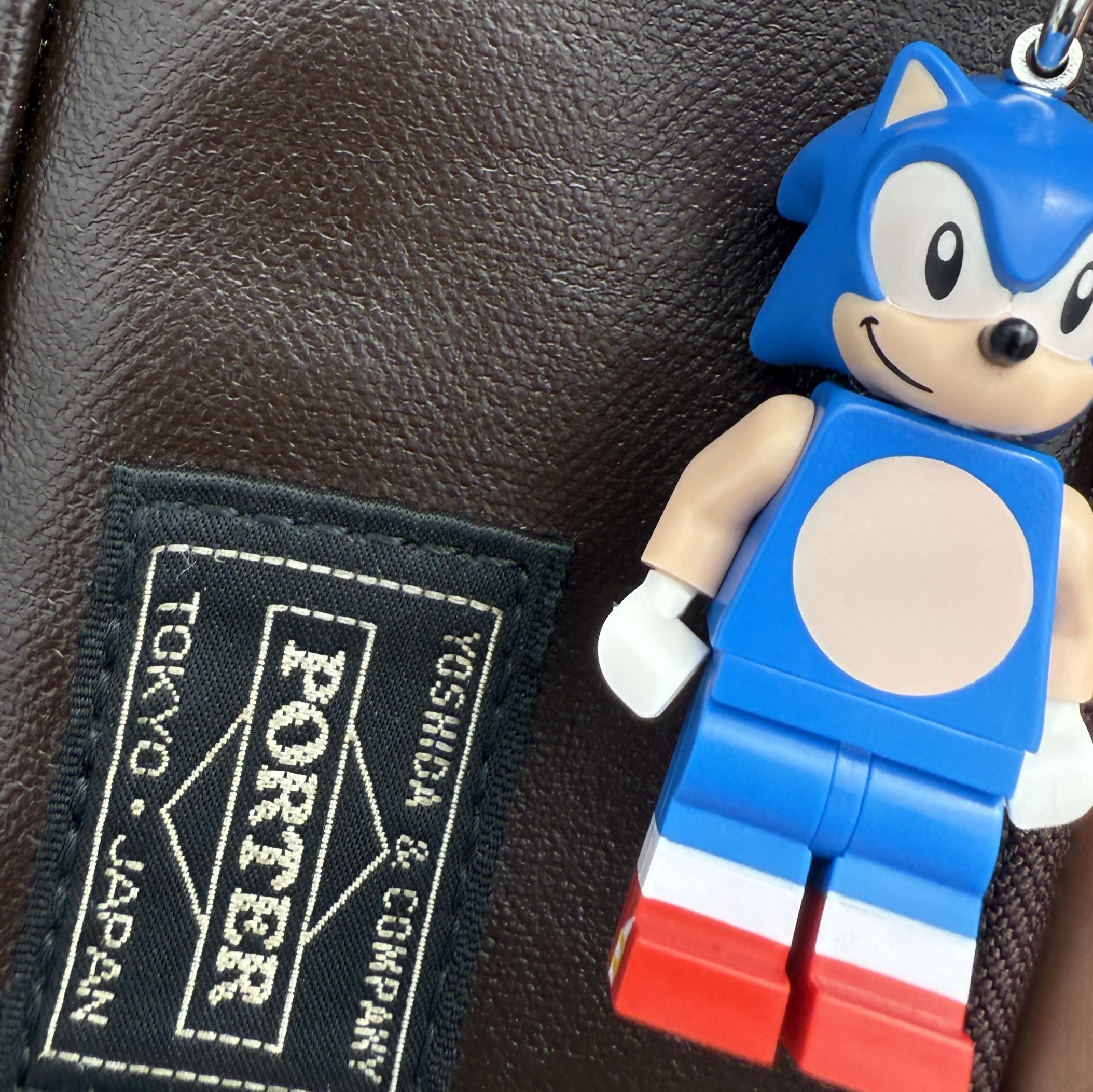 Porter Freestyle Multi Coin Case Brown 착용 스타일
