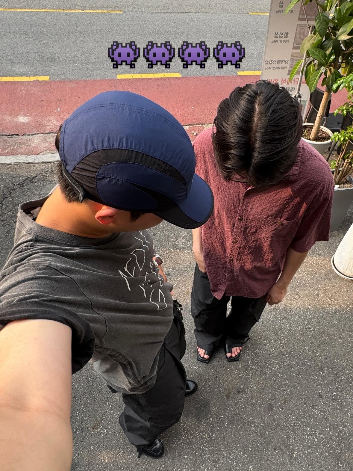 Palace Tri Strike Shell Runner Navy - 25SS 착용 스타일