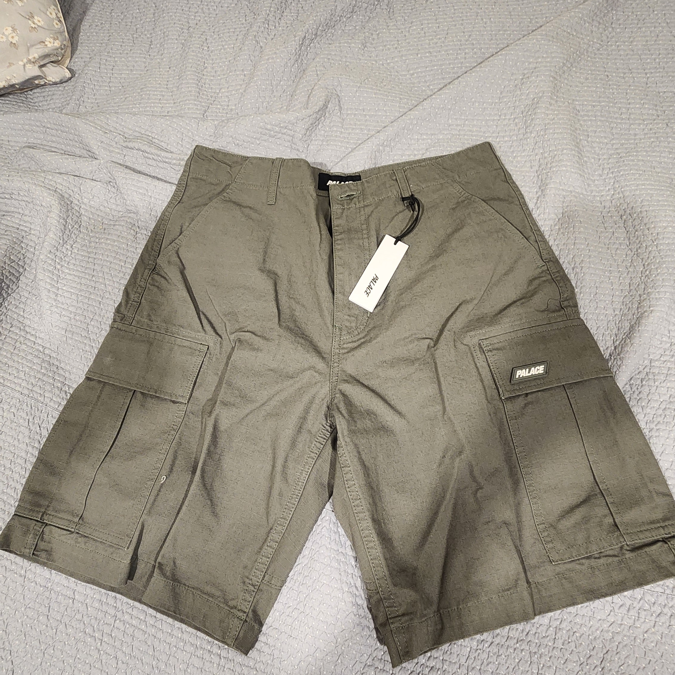 Palace Cargo Shorts The Deep Green - 24SS 착용 스타일 - 1