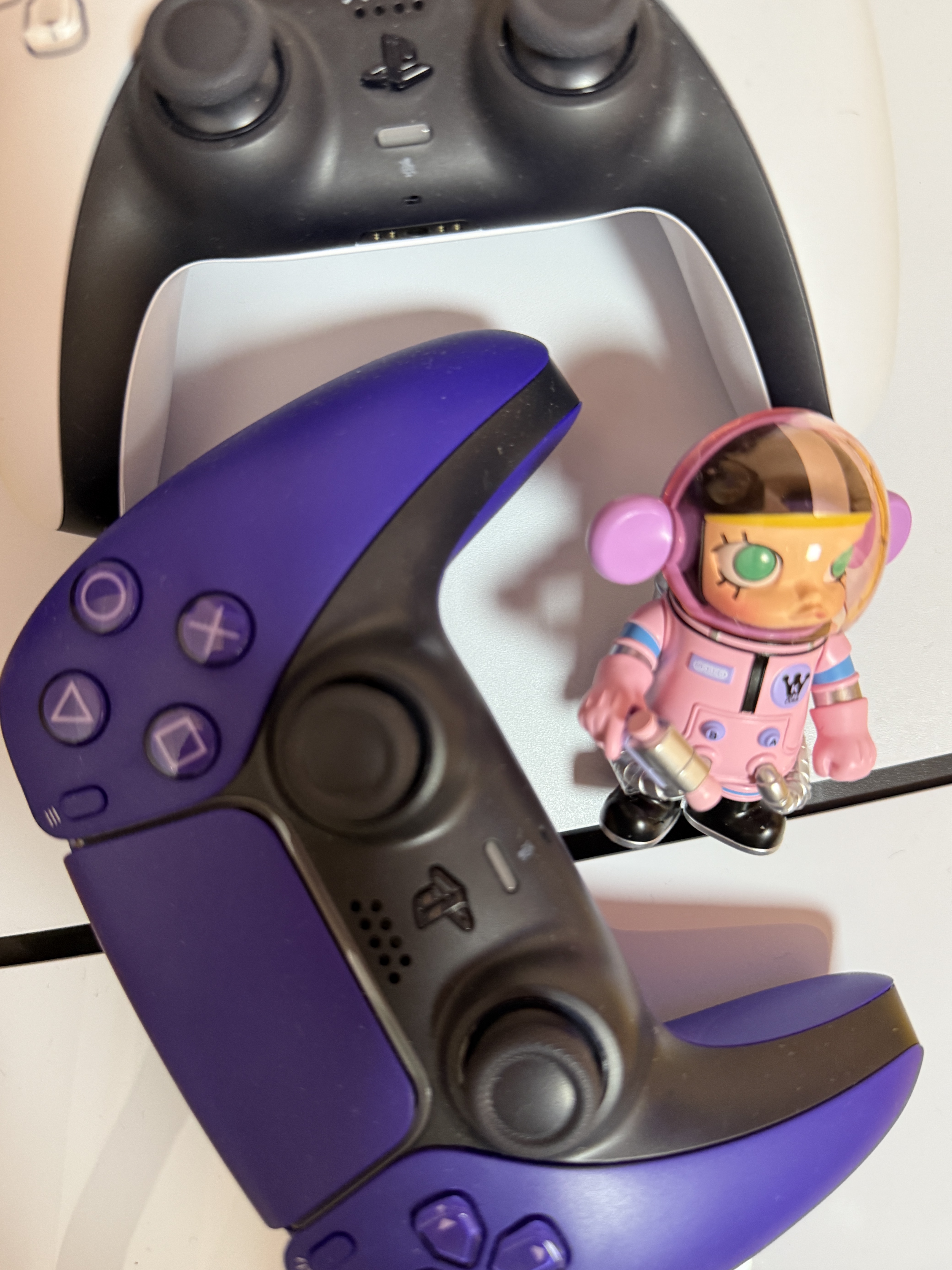 Pop Mart Mega Space Molly 100% Series4 Purple Sweet Potato (Opened Case), Playstation 5 Slim Disk Edition (SIEK 220V) 착용 스타일 - 5