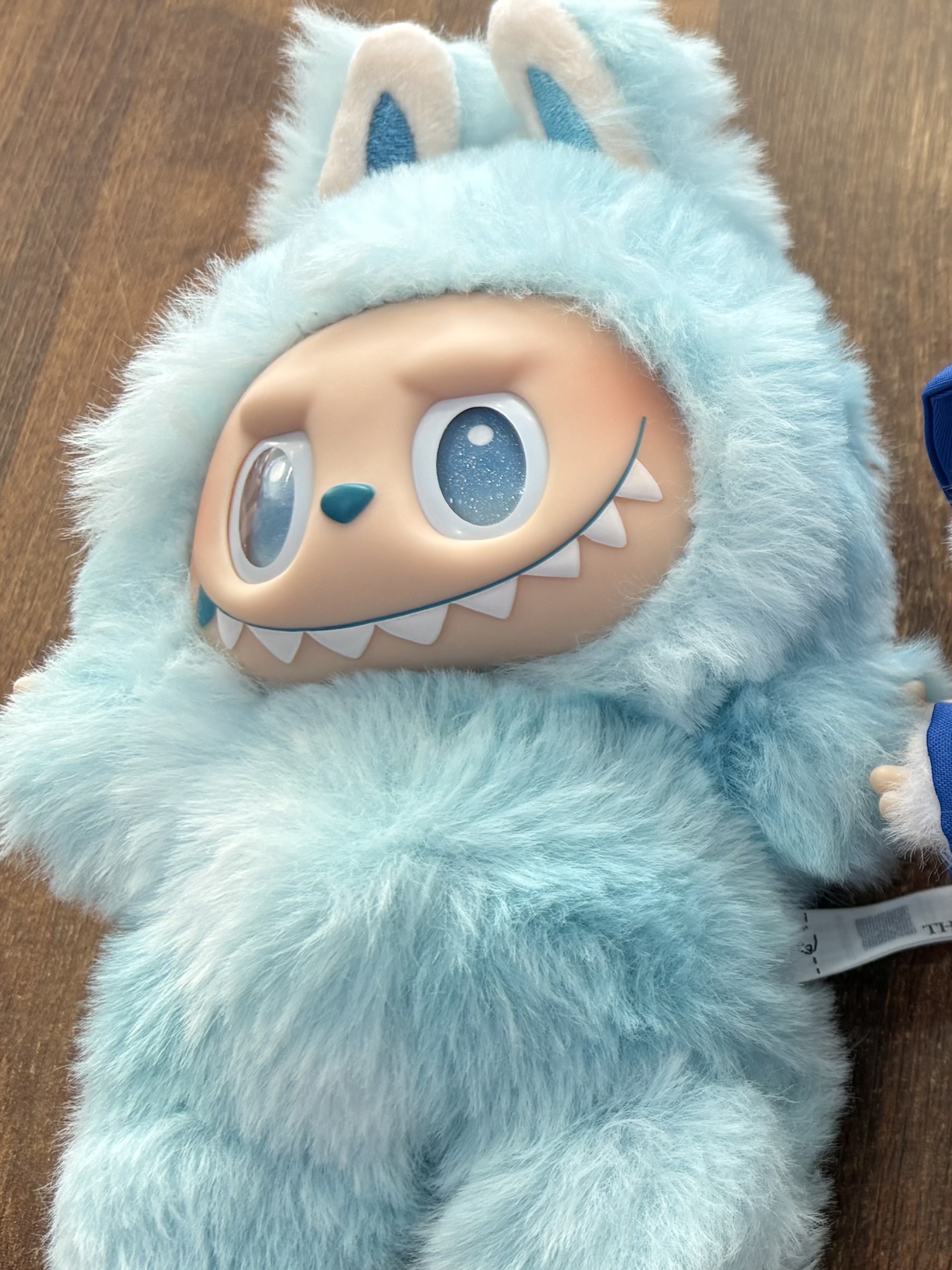Pop Mart Labubu The Monsters Highlight Series Sealed Case (Bundle of 2/1 Blind Box) 착용 스타일 - 2