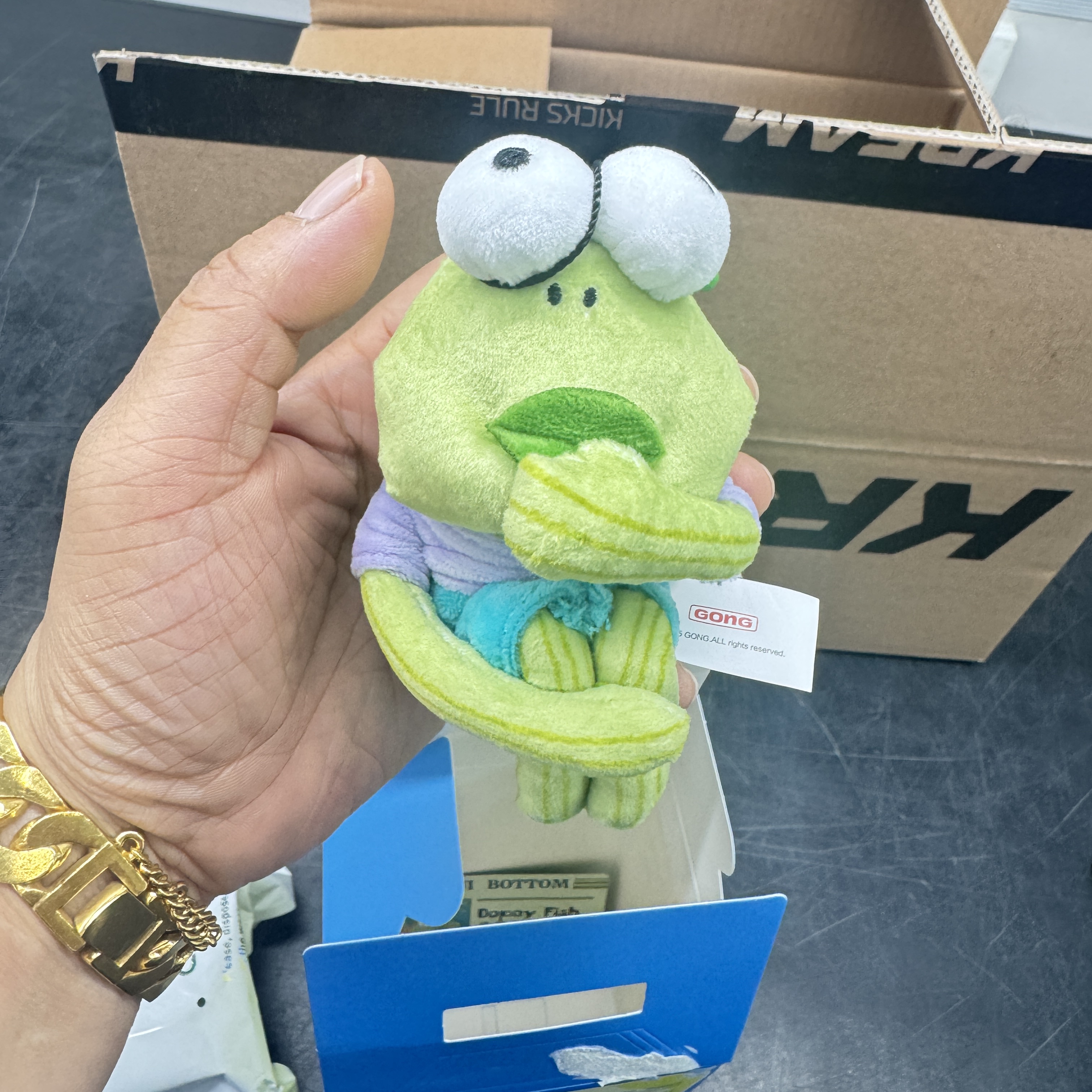 Pop Mart Bikini Bottom Buddies Whimsical Plush Dopey Fish (Opened Case) 착용 스타일 - 1