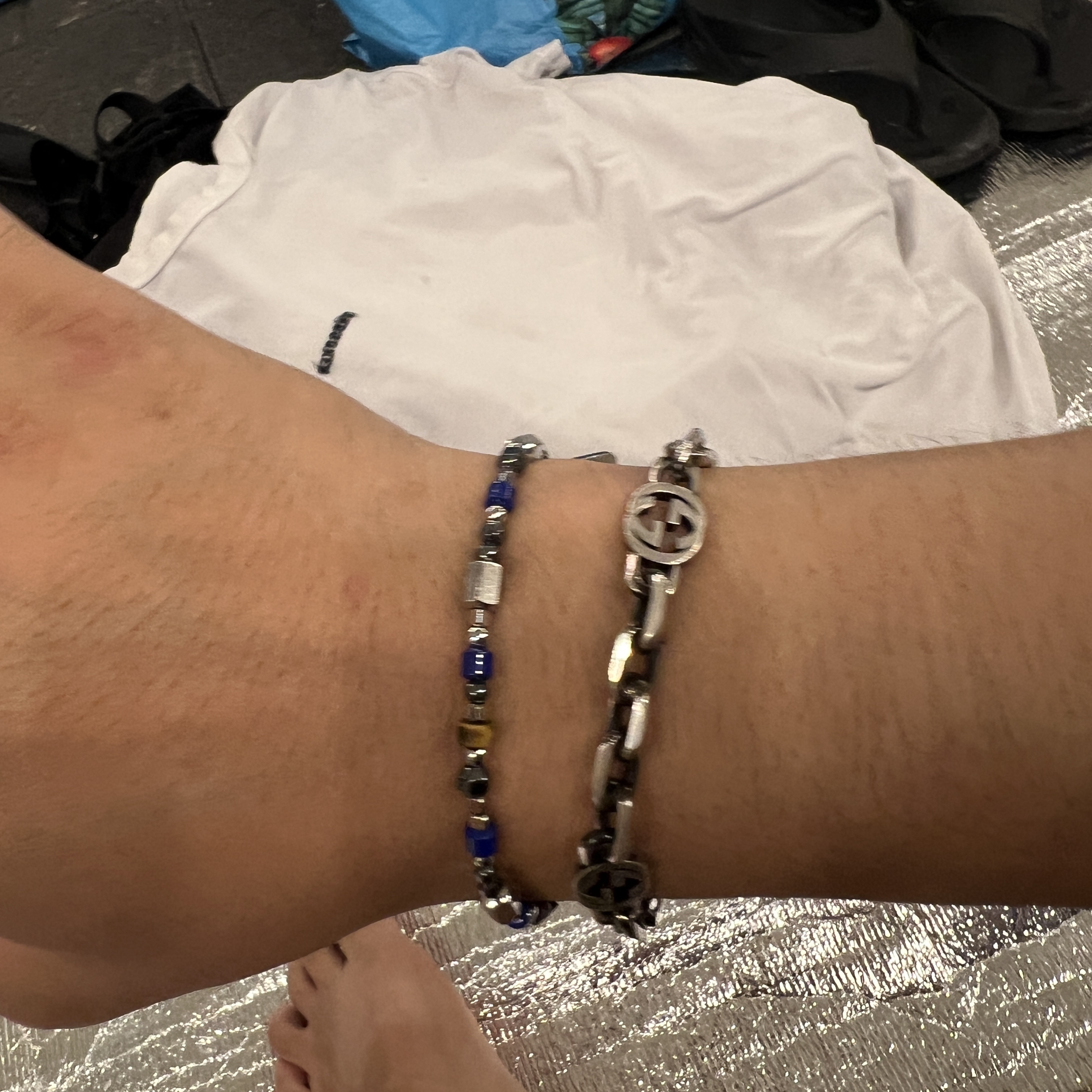 Riomeu Blue Corallite Bracelet, Gucci Interlocking G Bracelet Sterling Silver 착용 스타일 - 1