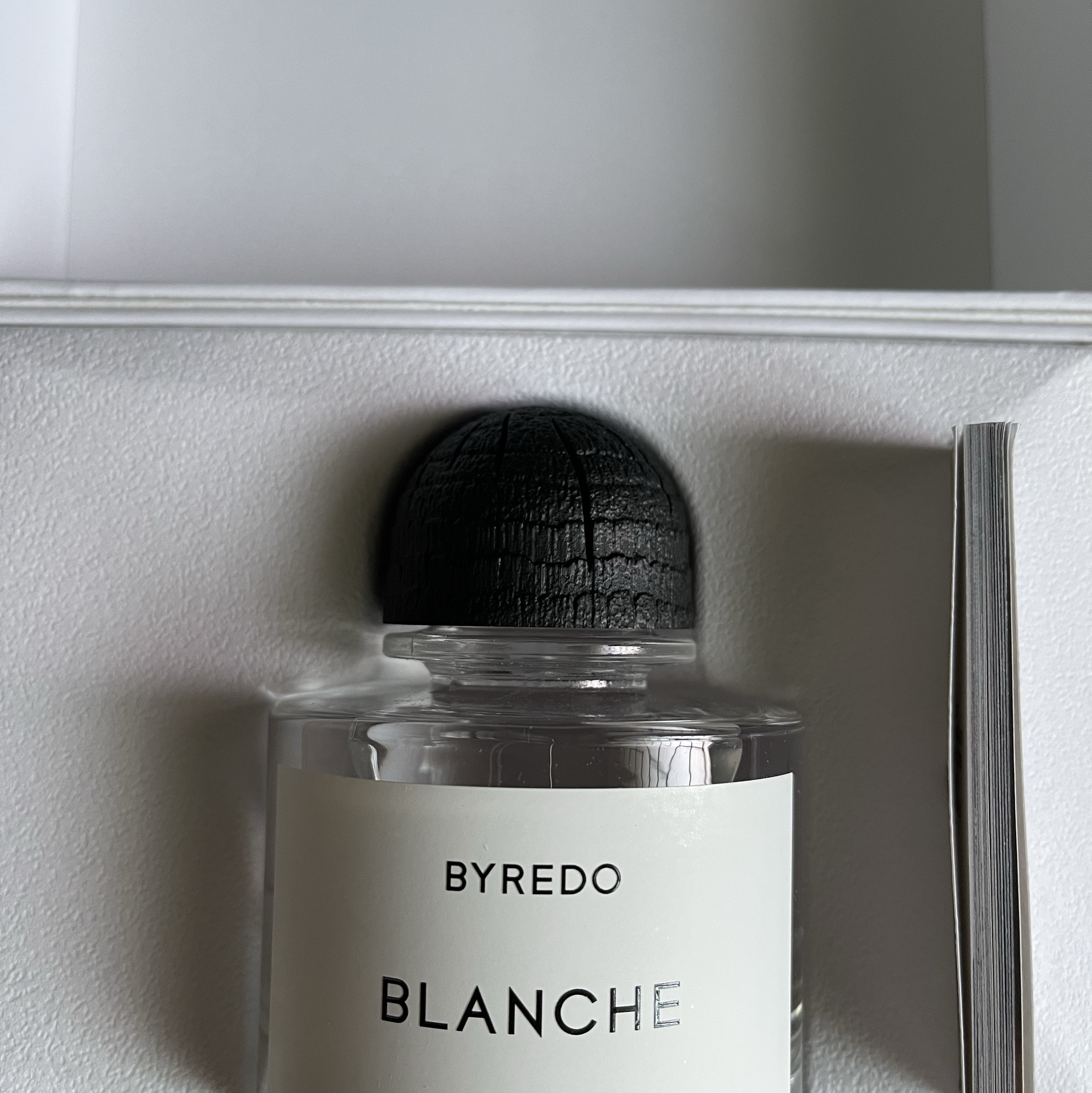 Byredo Blanche Absolu De Parfum 100ml 착용 스타일
