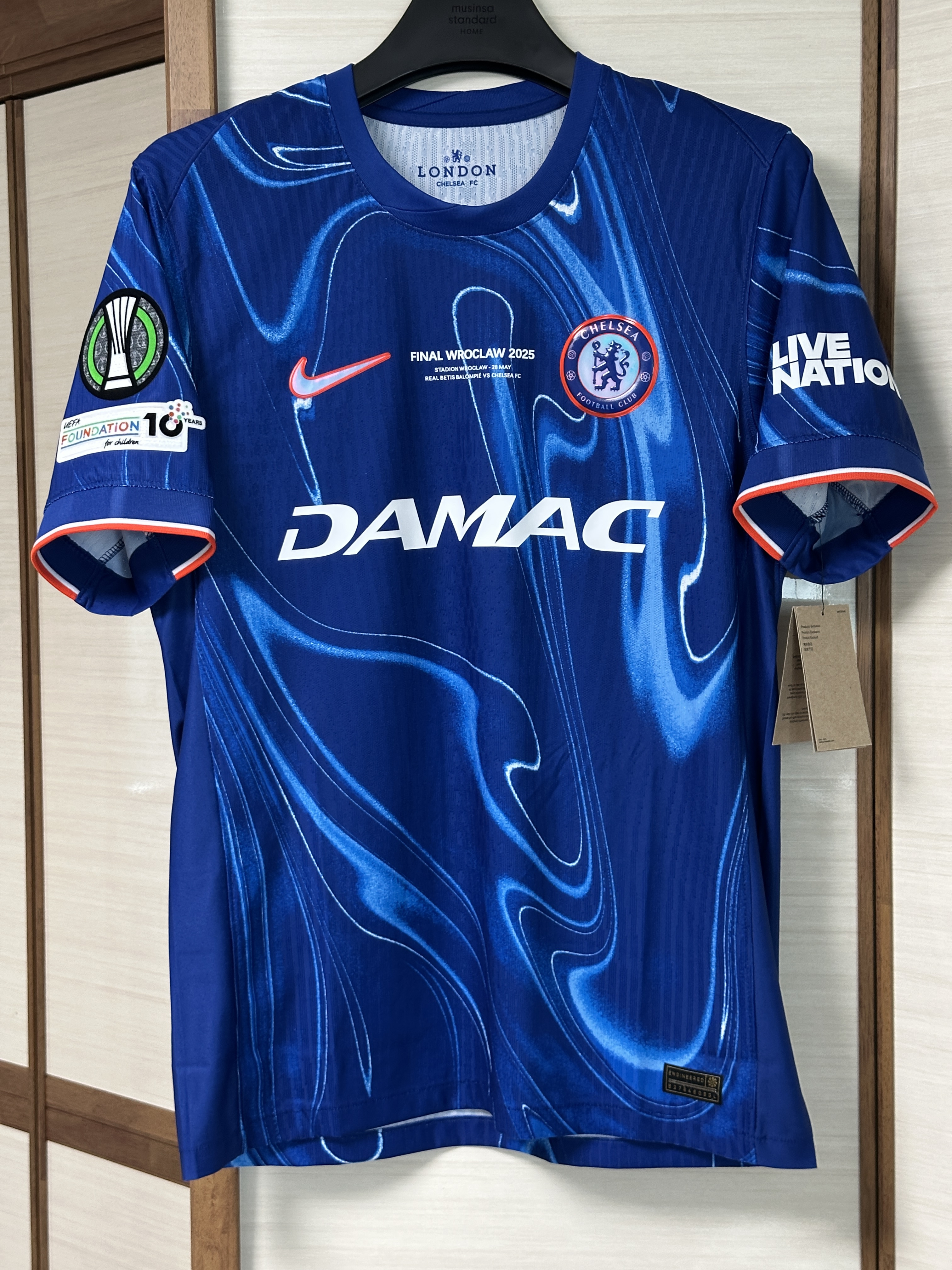 Nike Chelsea FC 2024/25 Dri-Fit ADV Match Home Authentic Jersey Rush Blue (Non Marking Ver.), Nike Chelsea FC 2024/25 Stadium Home Dri-Fit Jersey Rush Blue (Non Marking Ver.) 착용 스타일 - 1