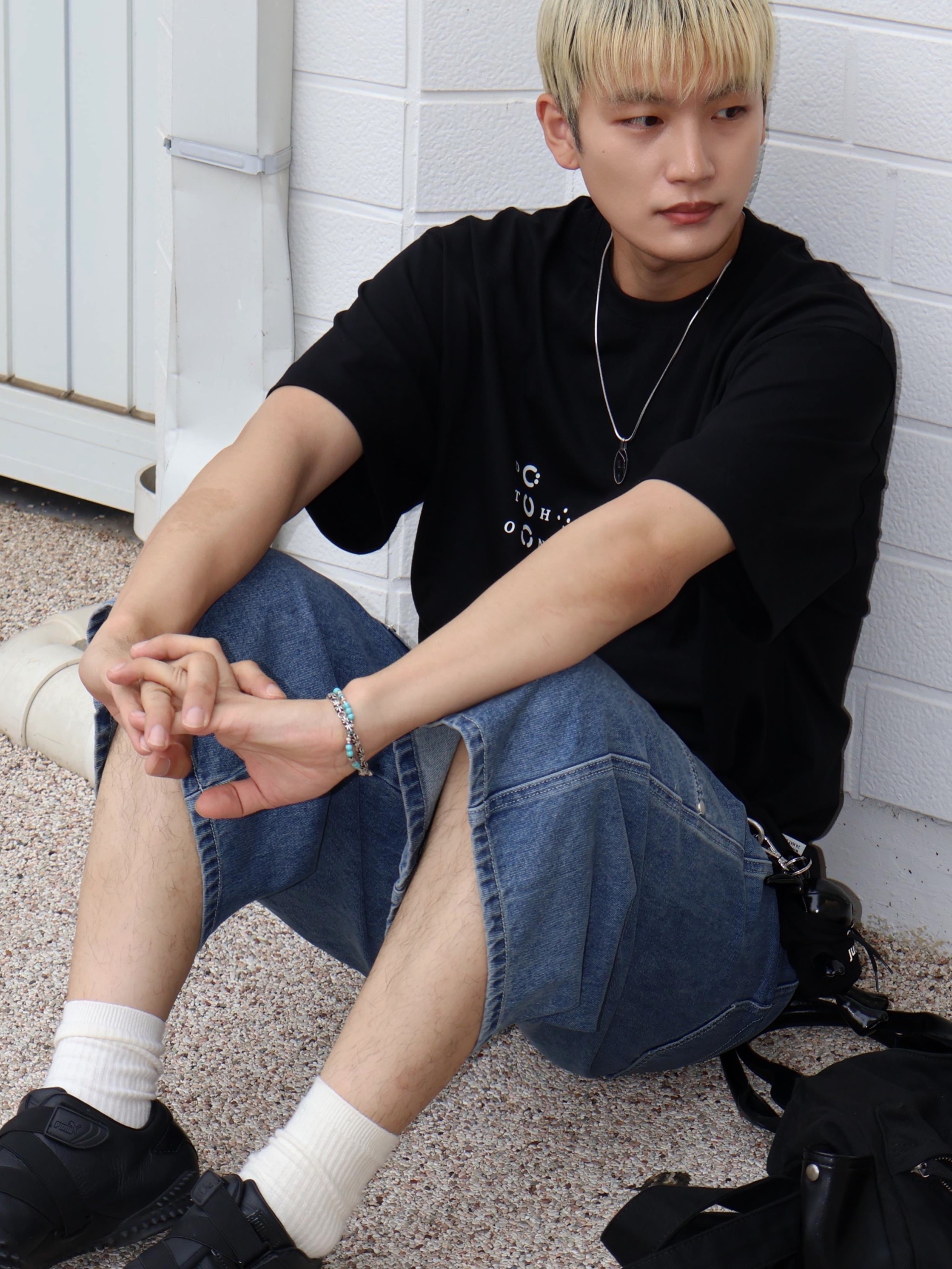 Puma Mostro Archive Black Strong Gray 착용 스타일 - 5