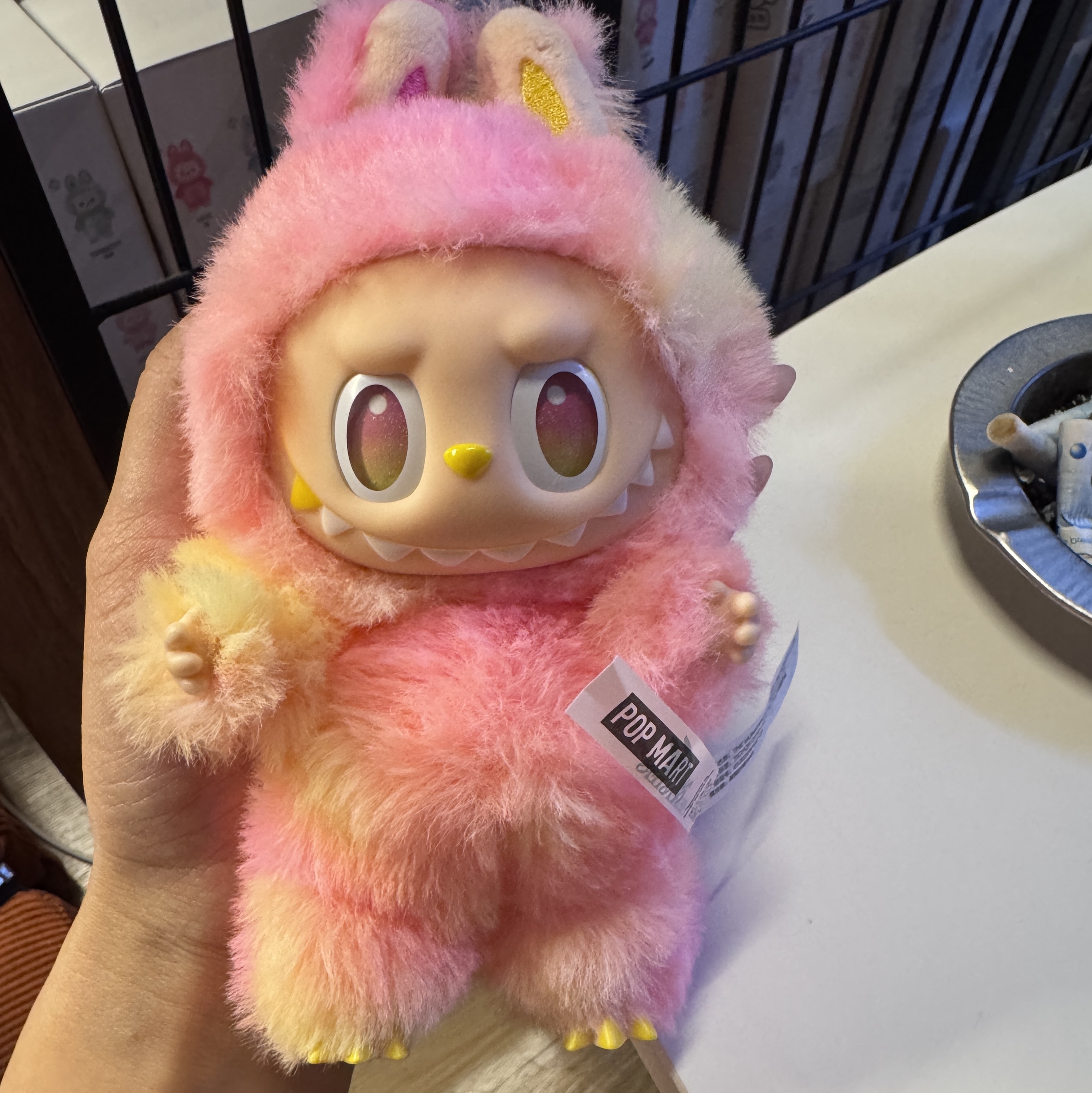 Pop Mart Labubu The Monsters Highlight Series Loyalty Keyring (Opened Case) 착용 스타일