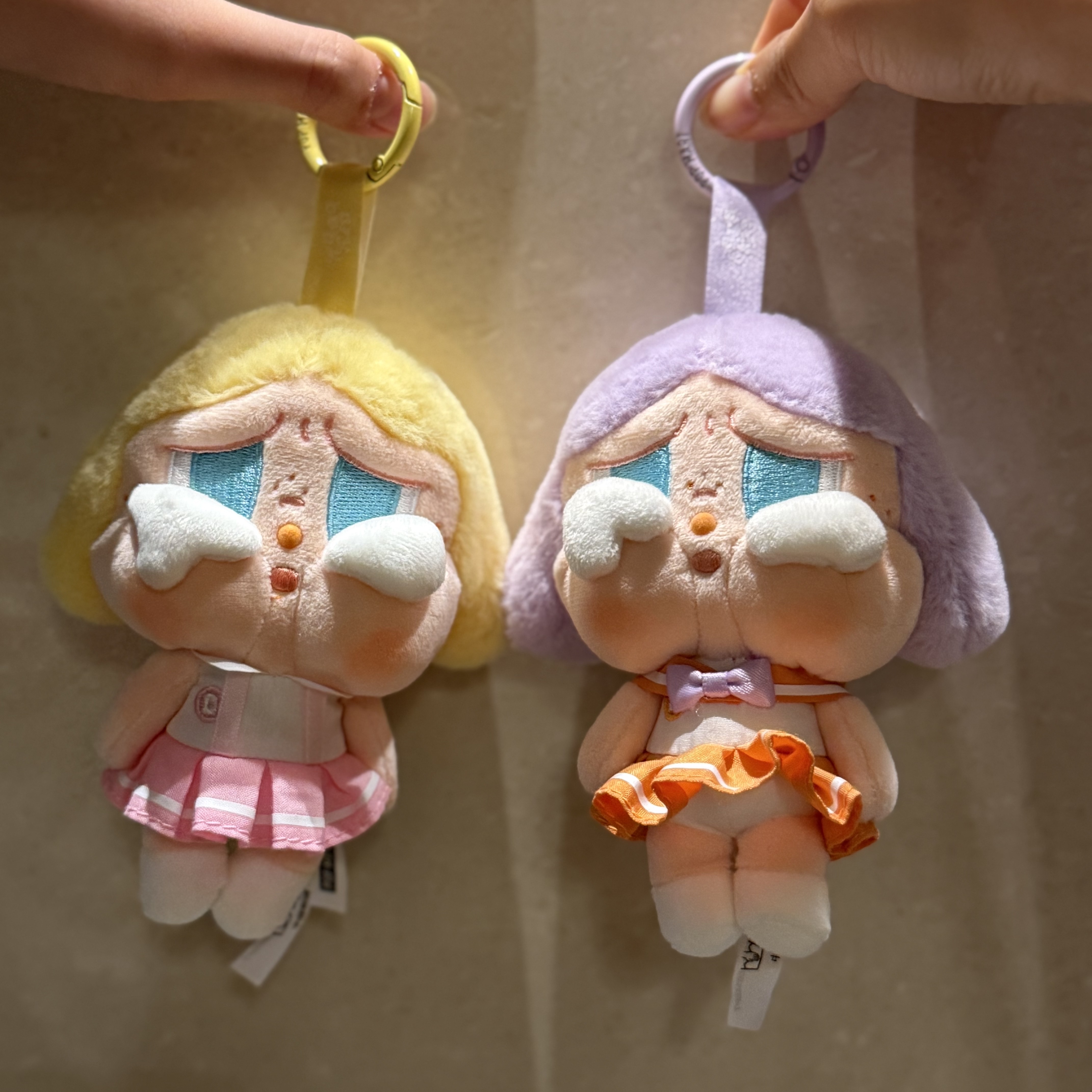 Pop Mart Crybaby Sunset Concert Series Plush Pendant Bright Orange (Opened Case), Pop Mart Crybaby Sunset Concert Series Keyring Sealed Case (6 Blind Boxes) 착용 스타일 - 1