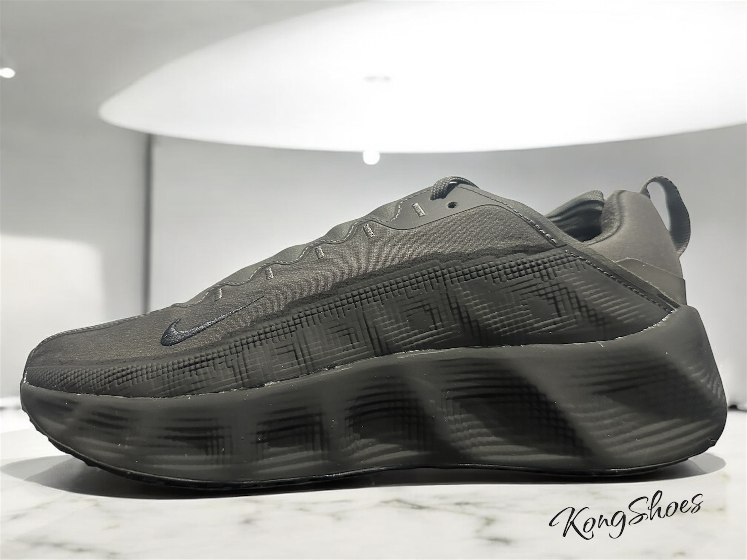 Nike x Hyein Seo Ava Rover Black 착용 스타일