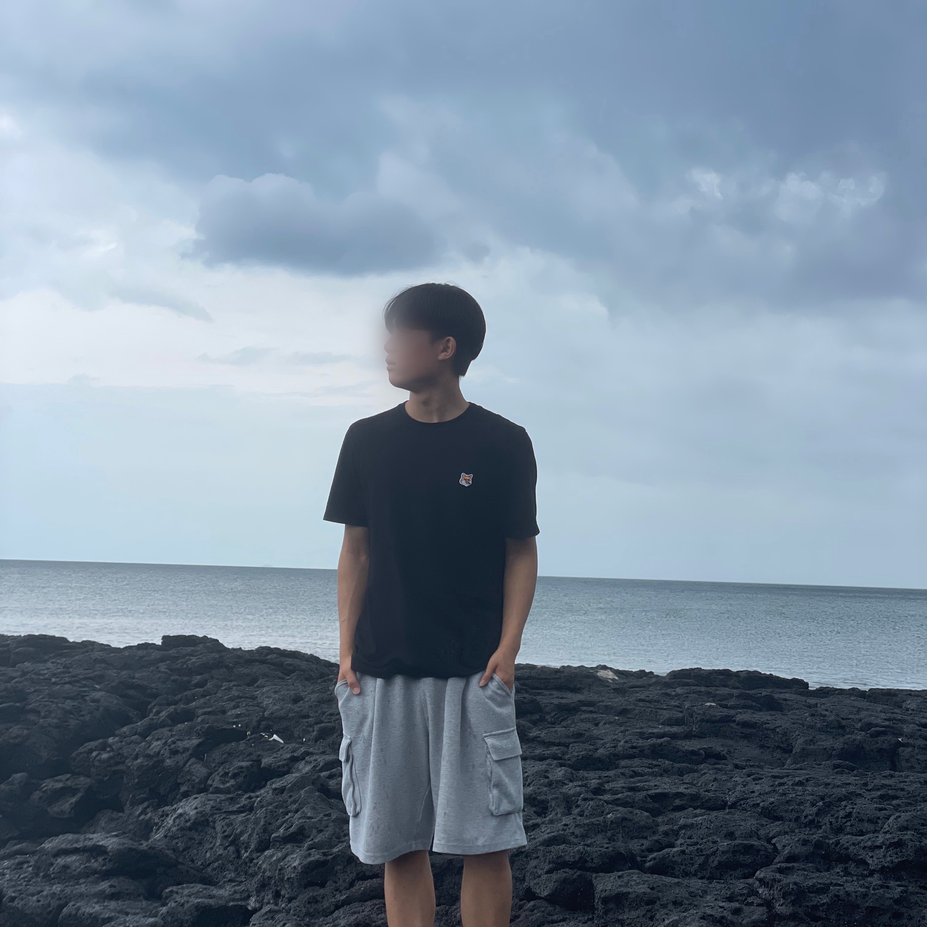 Maison Kitsune Fox Head Patch Regular T-Shirt Black 착용 스타일
