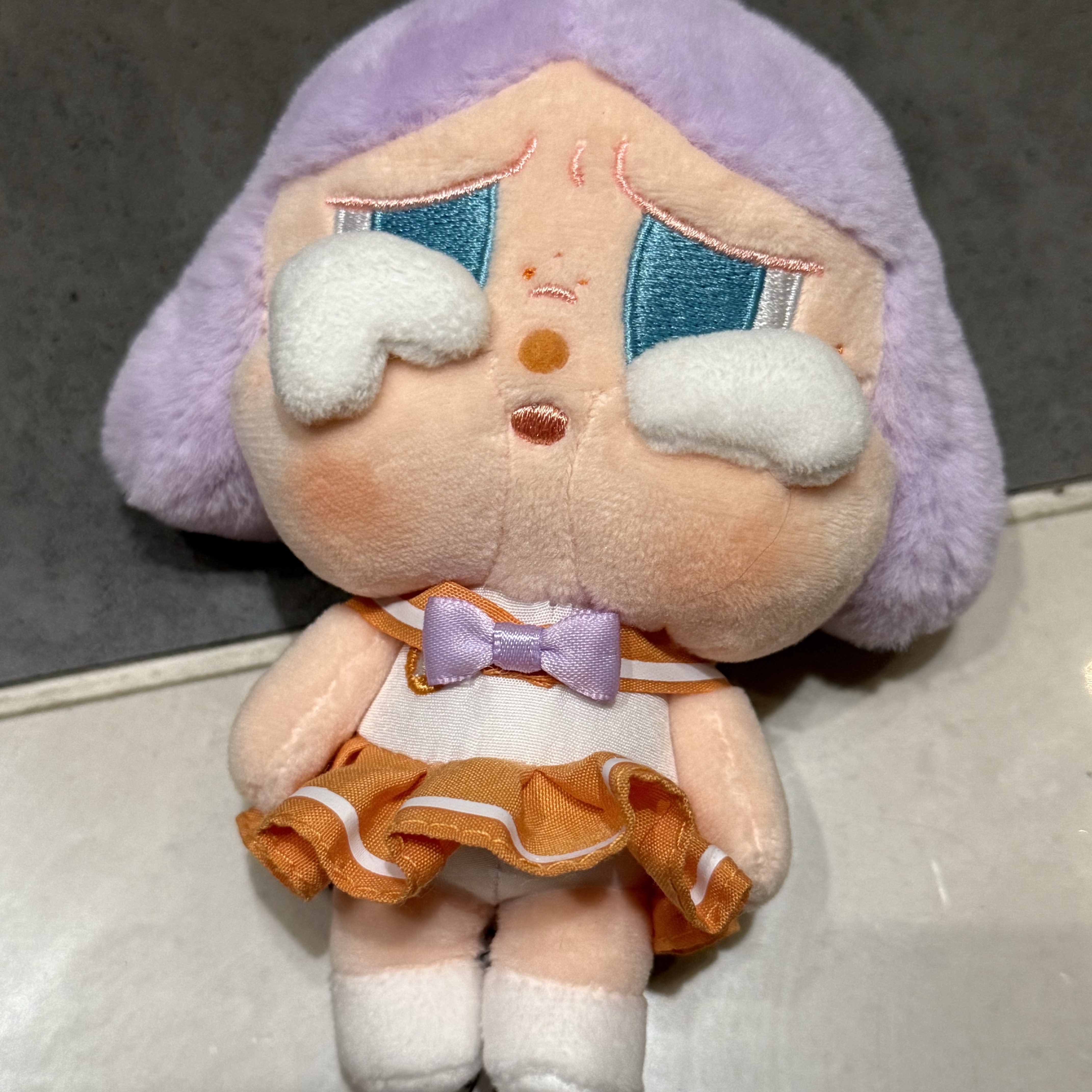 Pop Mart Crybaby Sunset Concert Series Plush Pendant Bright Orange (Opened Case), Pop Mart Crybaby Sunset Concert Series Keyring Sealed Case (6 Blind Boxes) 착용 스타일 - 3