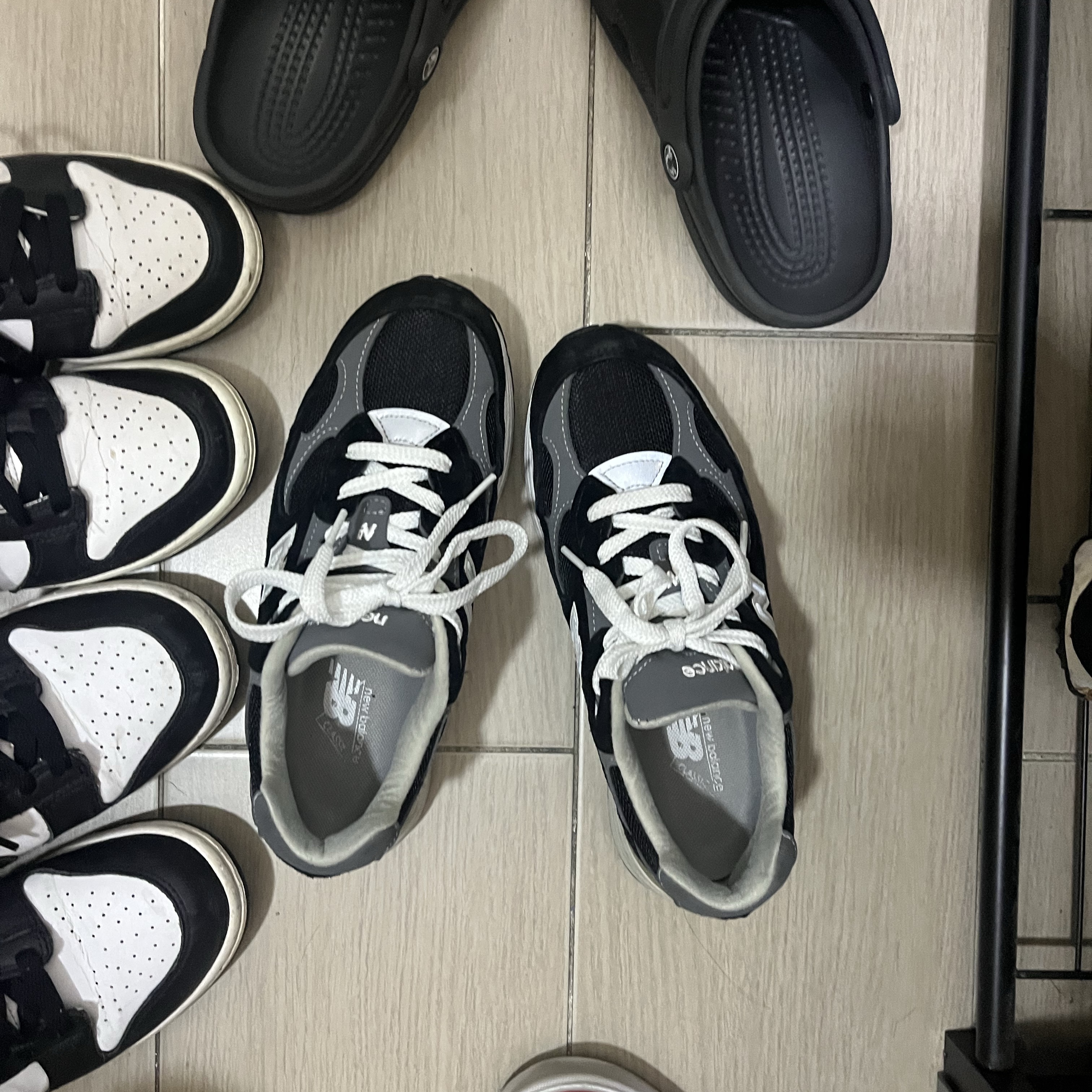 New Balance 992 Made in USA Core Black Grey 착용 스타일