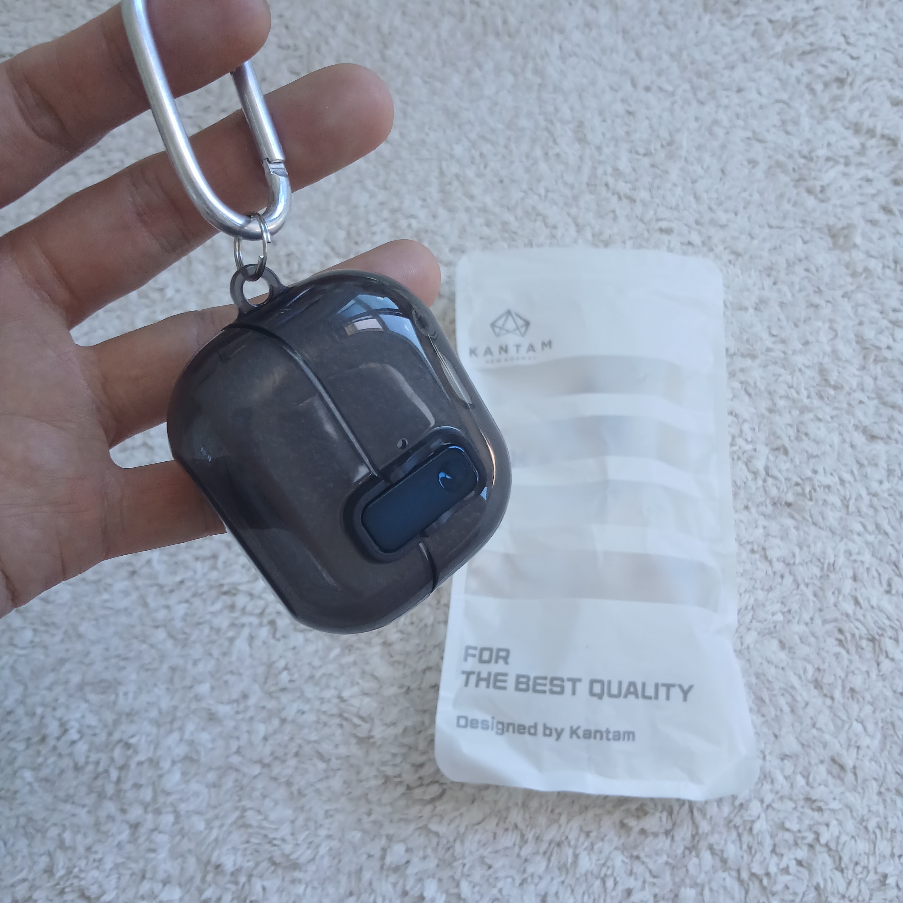 Samsung Galaxy Buds3 White 착용 스타일 - 5