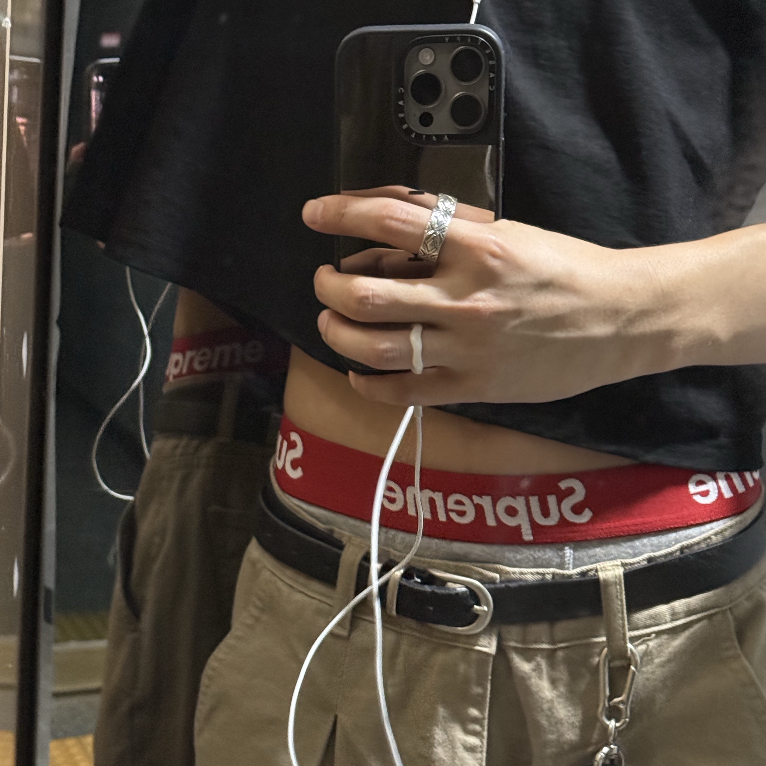Supreme Hanes Boxer Briefs Heather Grey (2 Pack) 착용 스타일