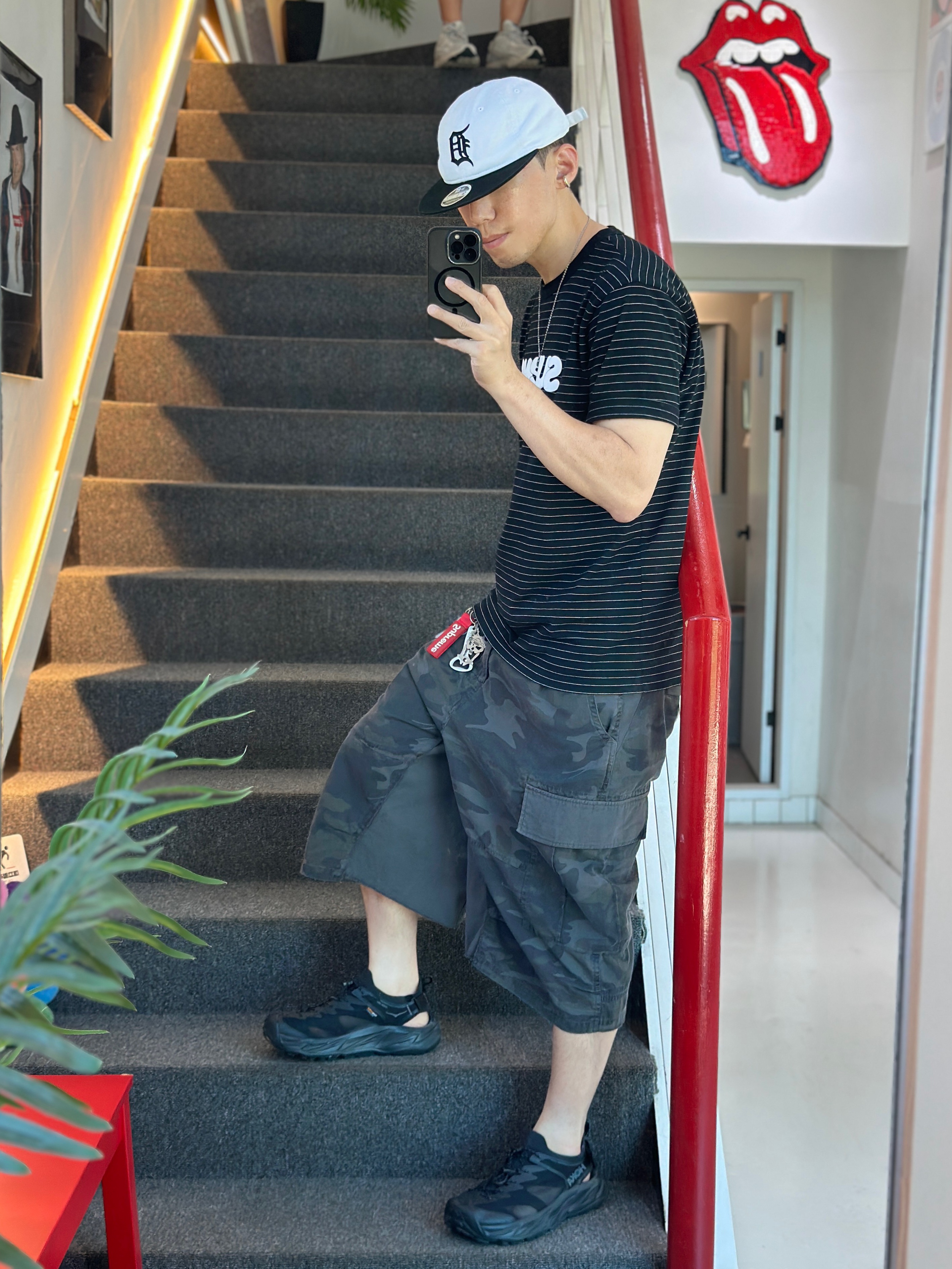 Supreme Bubble S/S Top Black - 25SS 착용 스타일