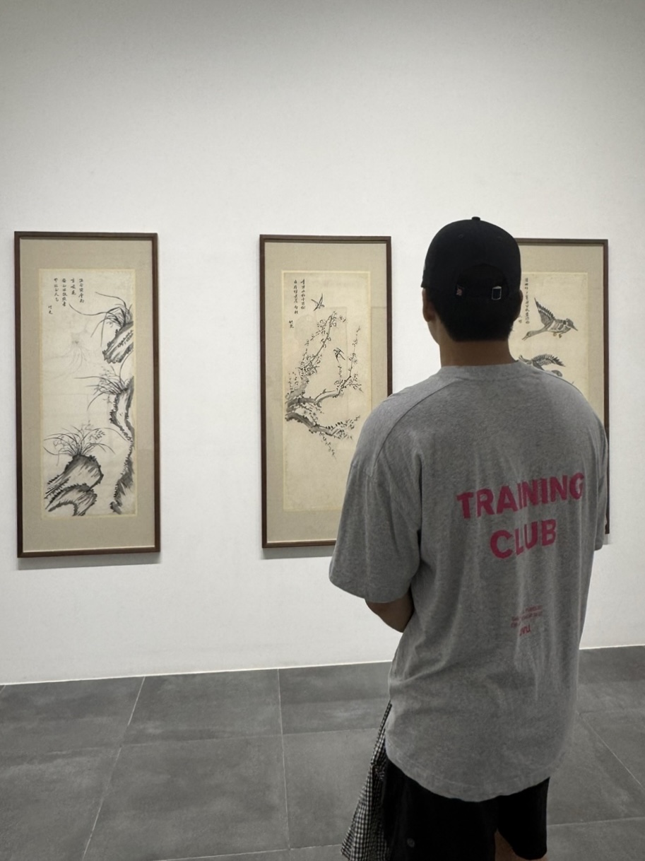 UVU Training Club T-Shirt Grey Marl 착용 스타일 - 1