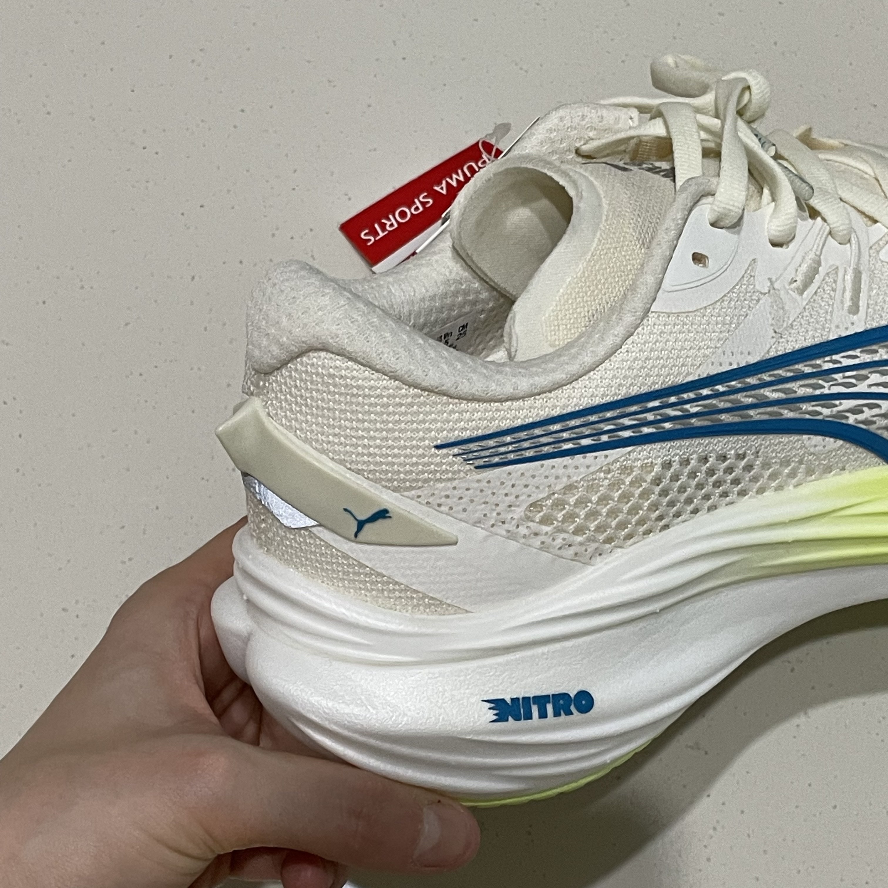 (W) Puma Deviate Nitro 3 Wide Frosted Ivory Tropical Blue 착용 스타일 - 4