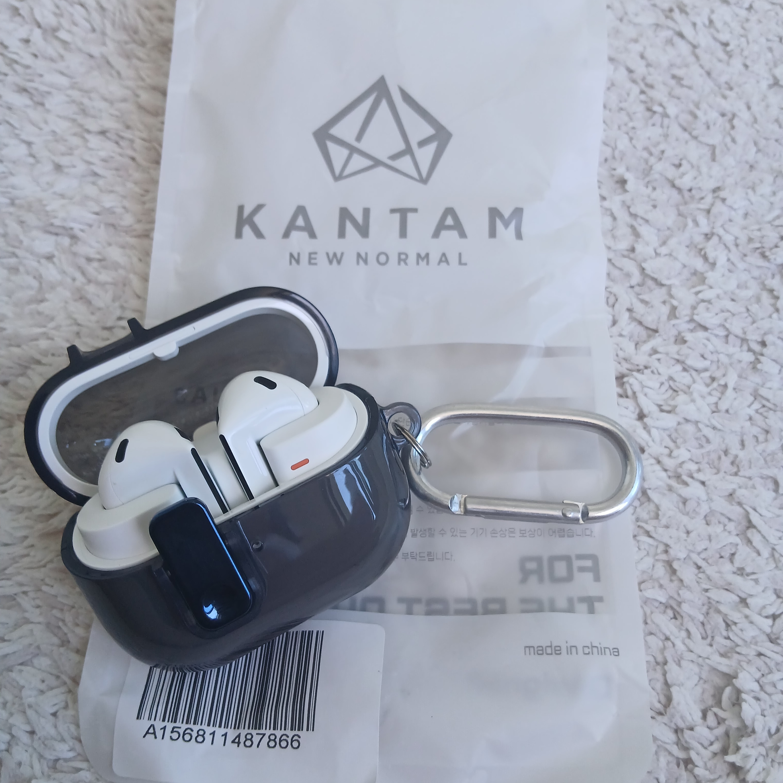 Samsung Galaxy Buds3 White 착용 스타일 - 1