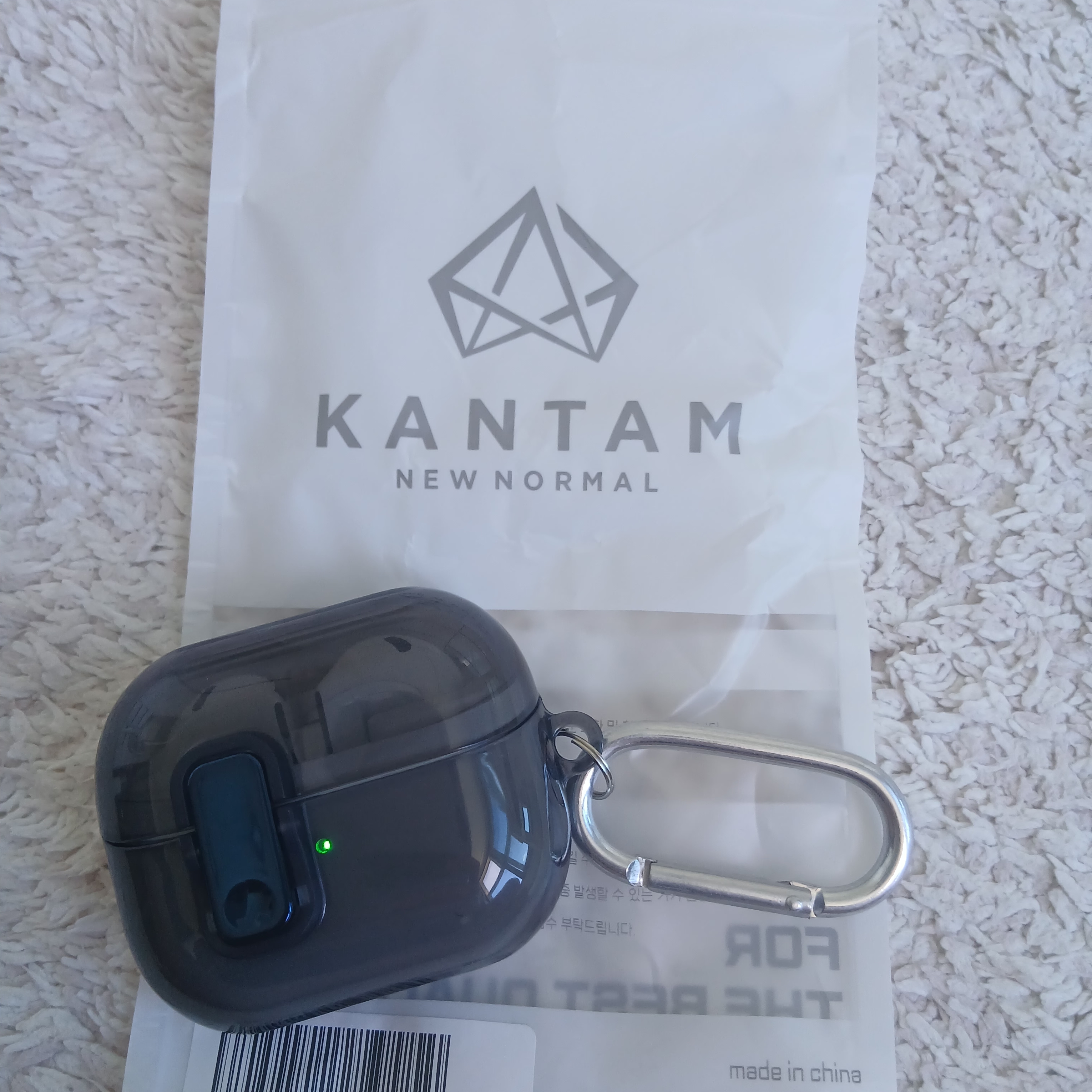 Samsung Galaxy Buds3 White 착용 스타일 - 2