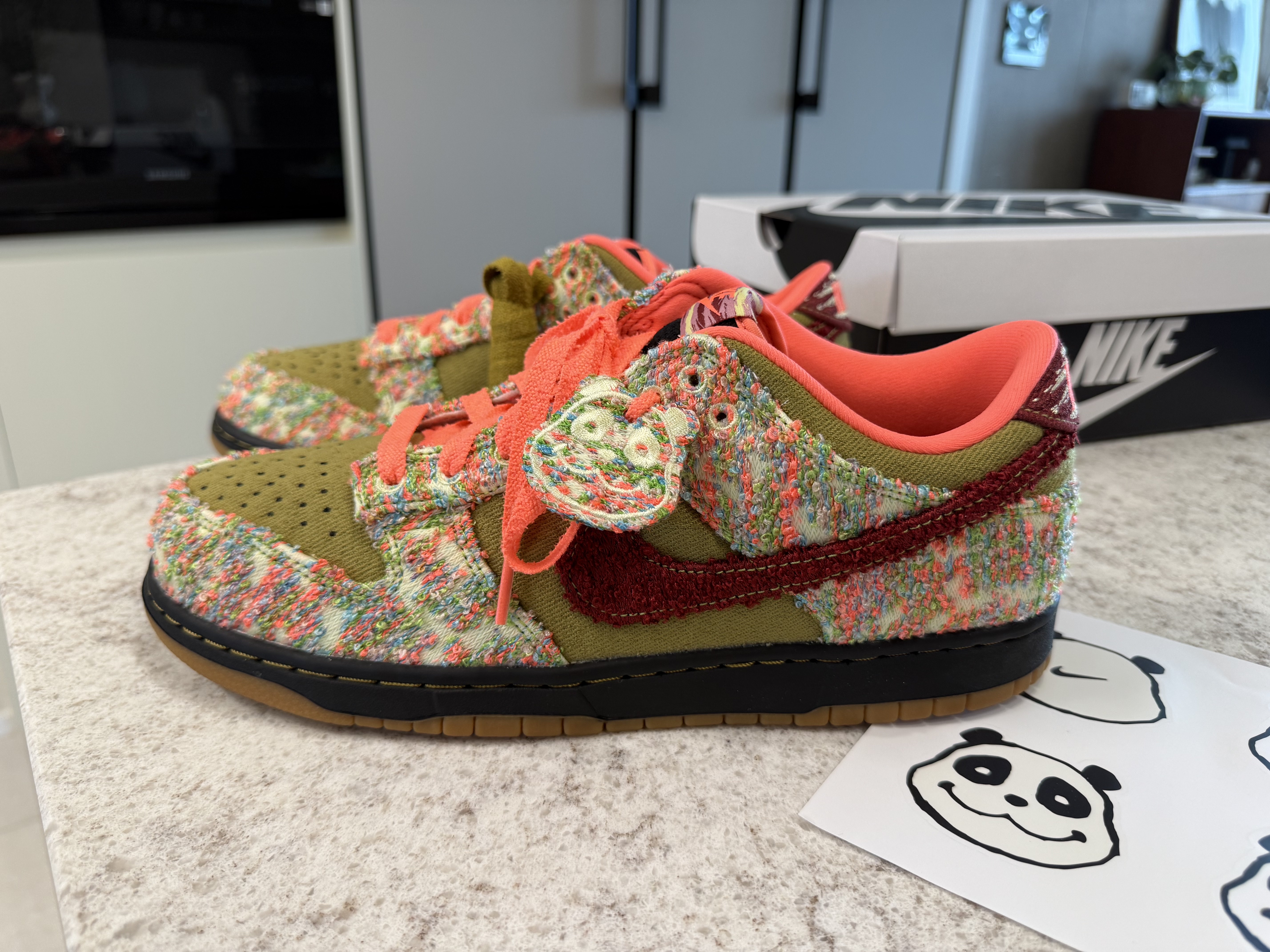 Nike Dunk Low Green Curry and White 착용 스타일 - 4