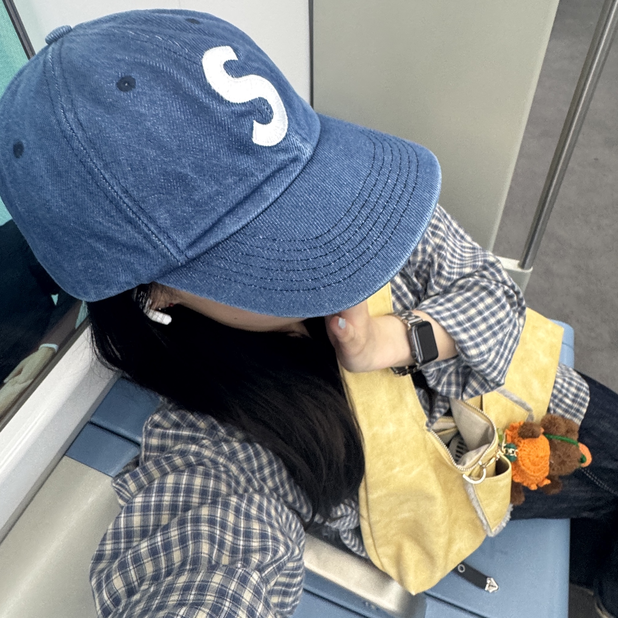 Supreme Pigment S Logo 6-Panel Denim - 24FW 착용 스타일