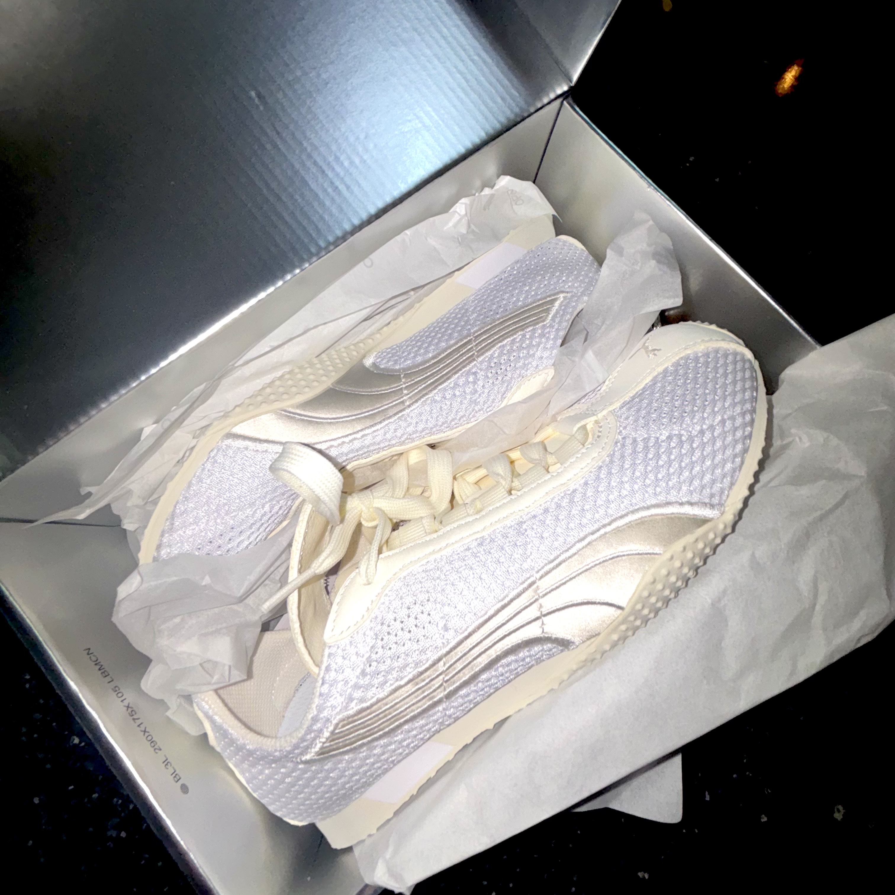 Puma x Open Yy H-street White Warm White 착용 스타일