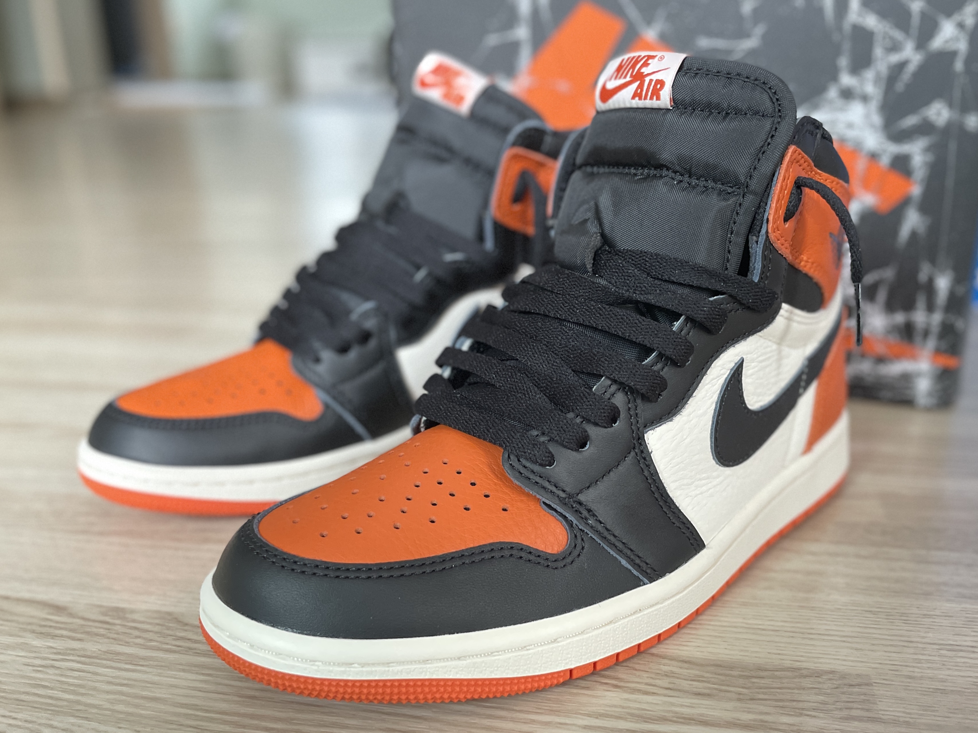 Jordan 1 Retro Shattered Backboard, Jordan 1 Retro High OG Shattered Backboard 착용 스타일 - 2