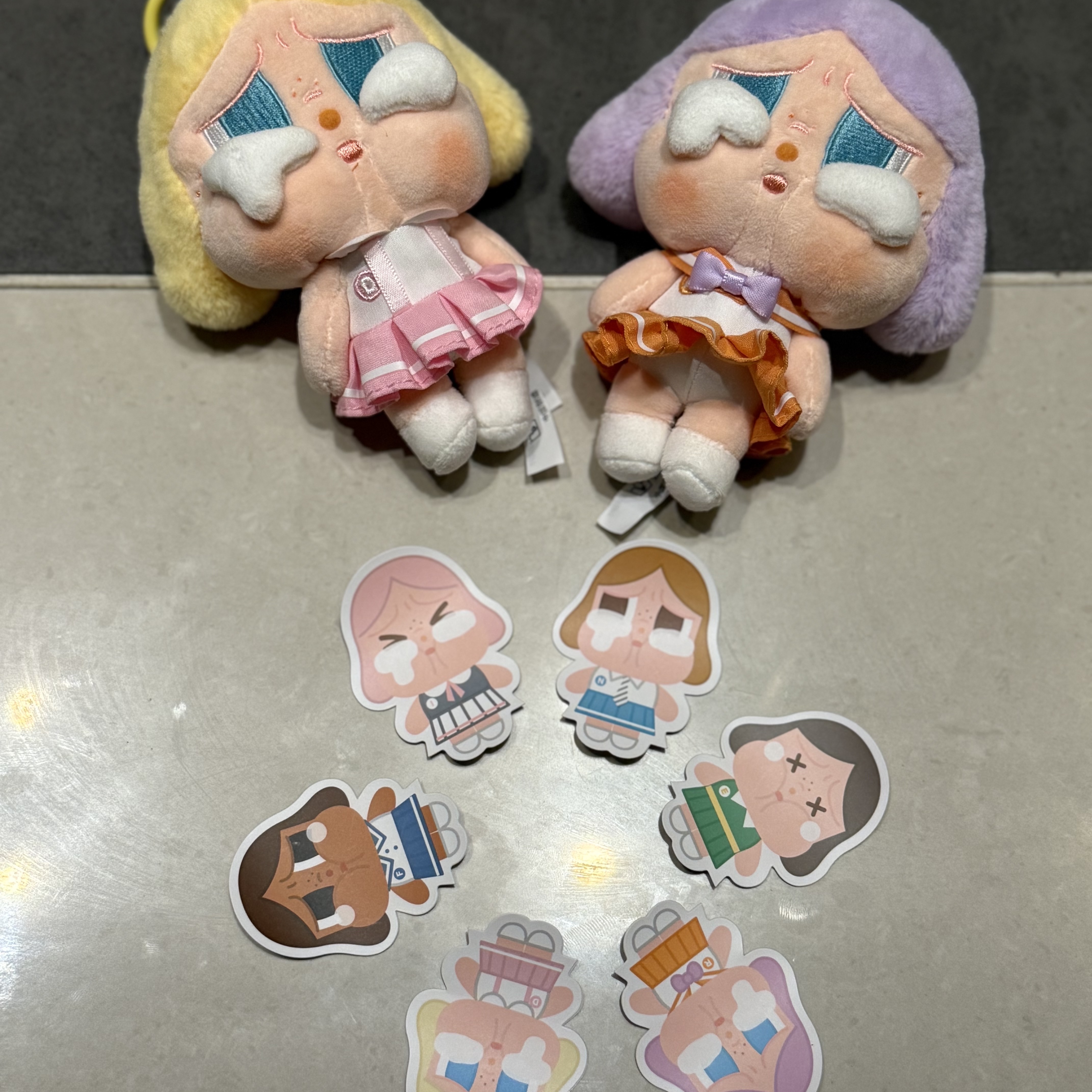 Pop Mart Crybaby Sunset Concert Series Plush Pendant Bright Orange (Opened Case), Pop Mart Crybaby Sunset Concert Series Keyring Sealed Case (6 Blind Boxes) 착용 스타일 - 2