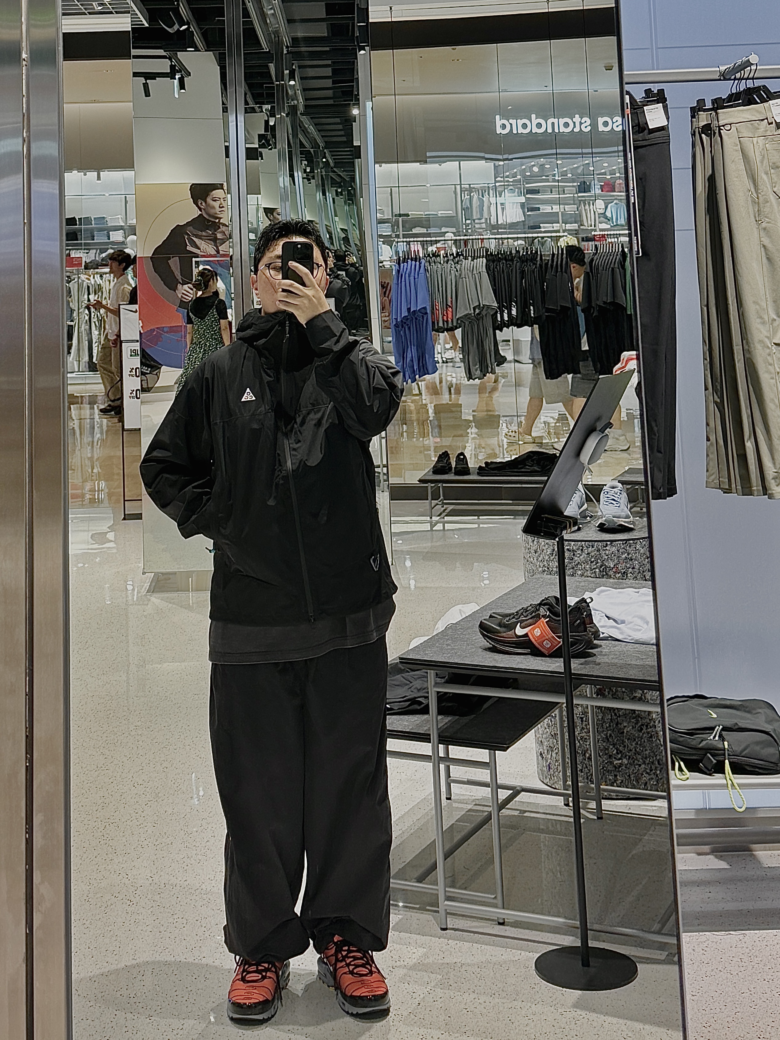 Nike ACG Morpho Storm-Fit ADV Rain Jacket Black - Asia 착용 스타일