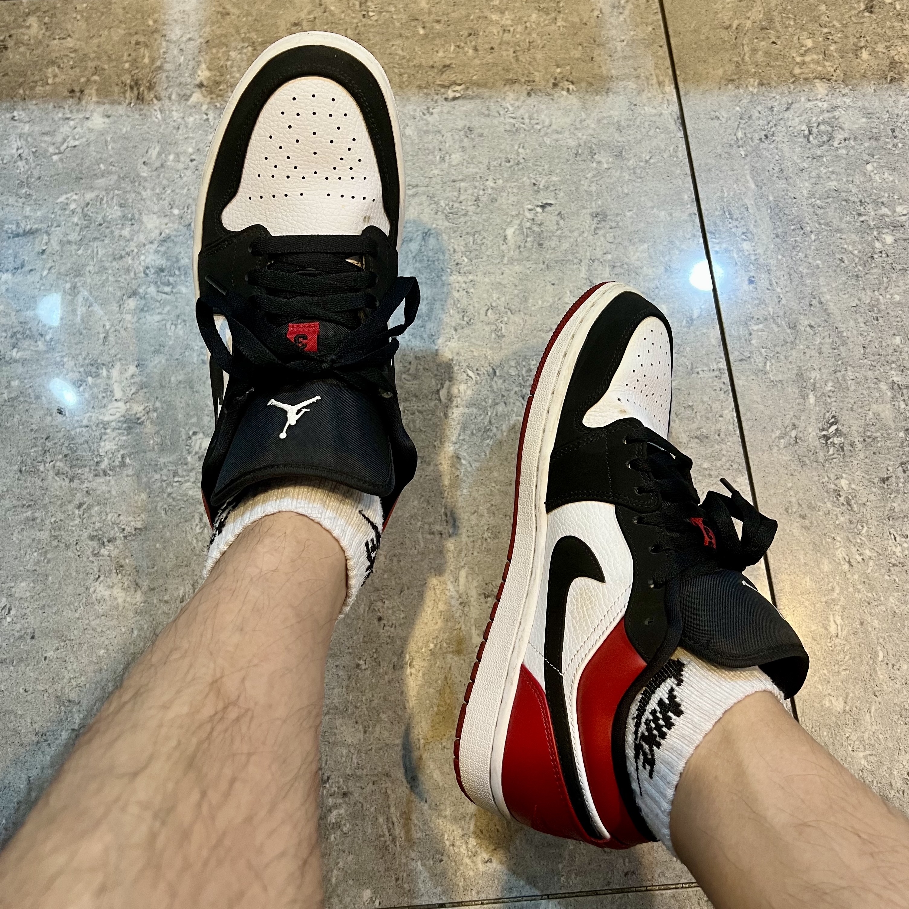 Jordan 1 Low Black Toe 착용 스타일