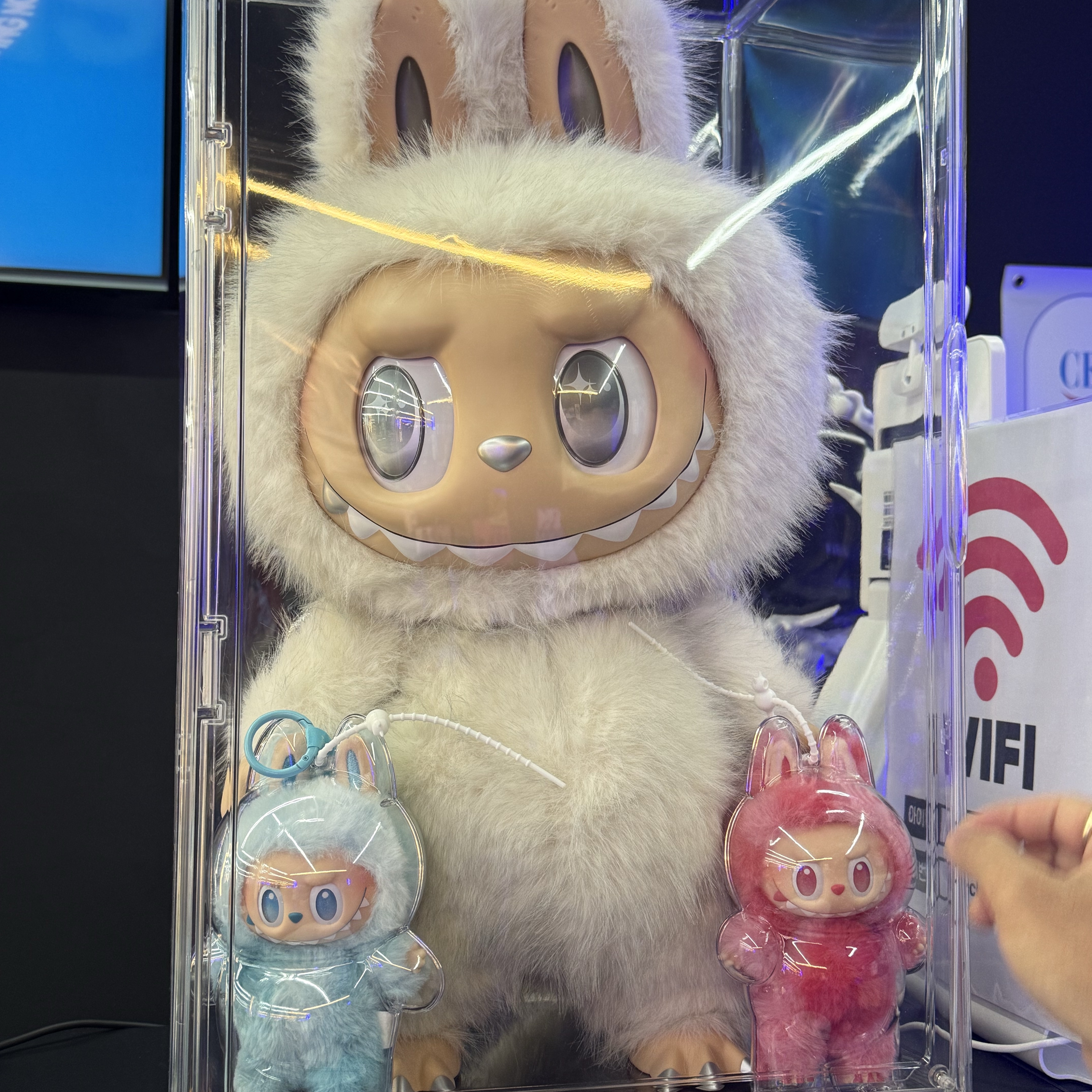 Pop Mart The Monsters Zimomo Angel In Clouds Vinyl Face Doll 착용 스타일 - 1