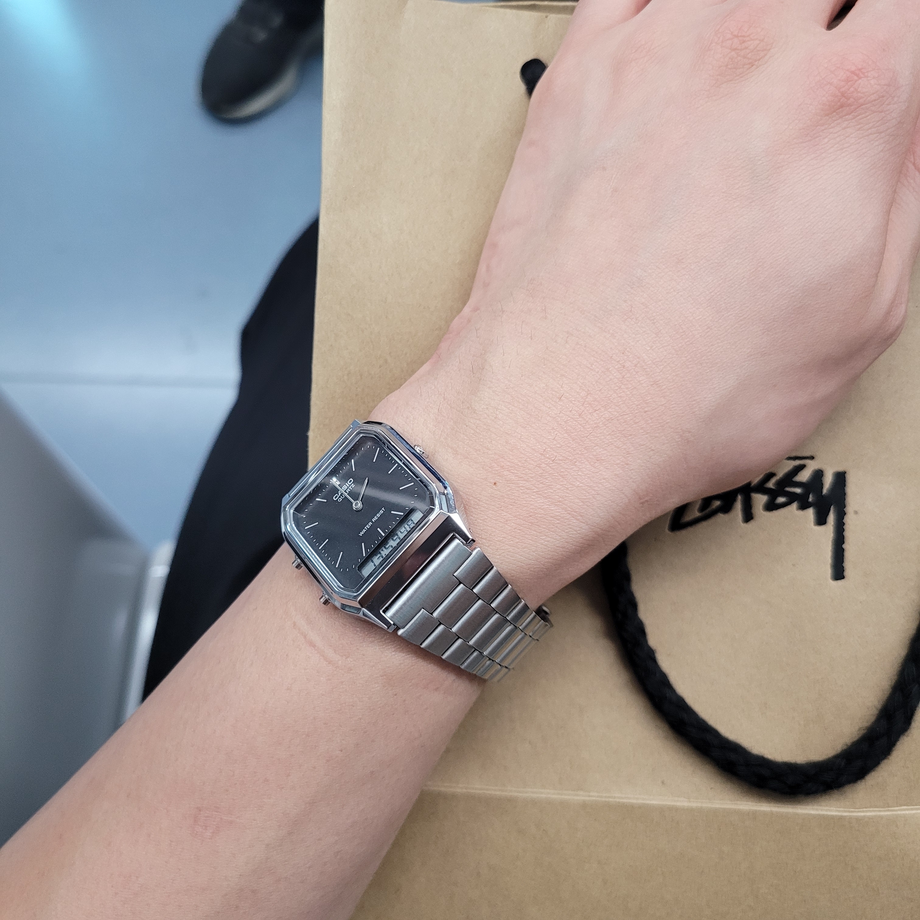 Casio AQ-230A-1DMQ 착용 스타일