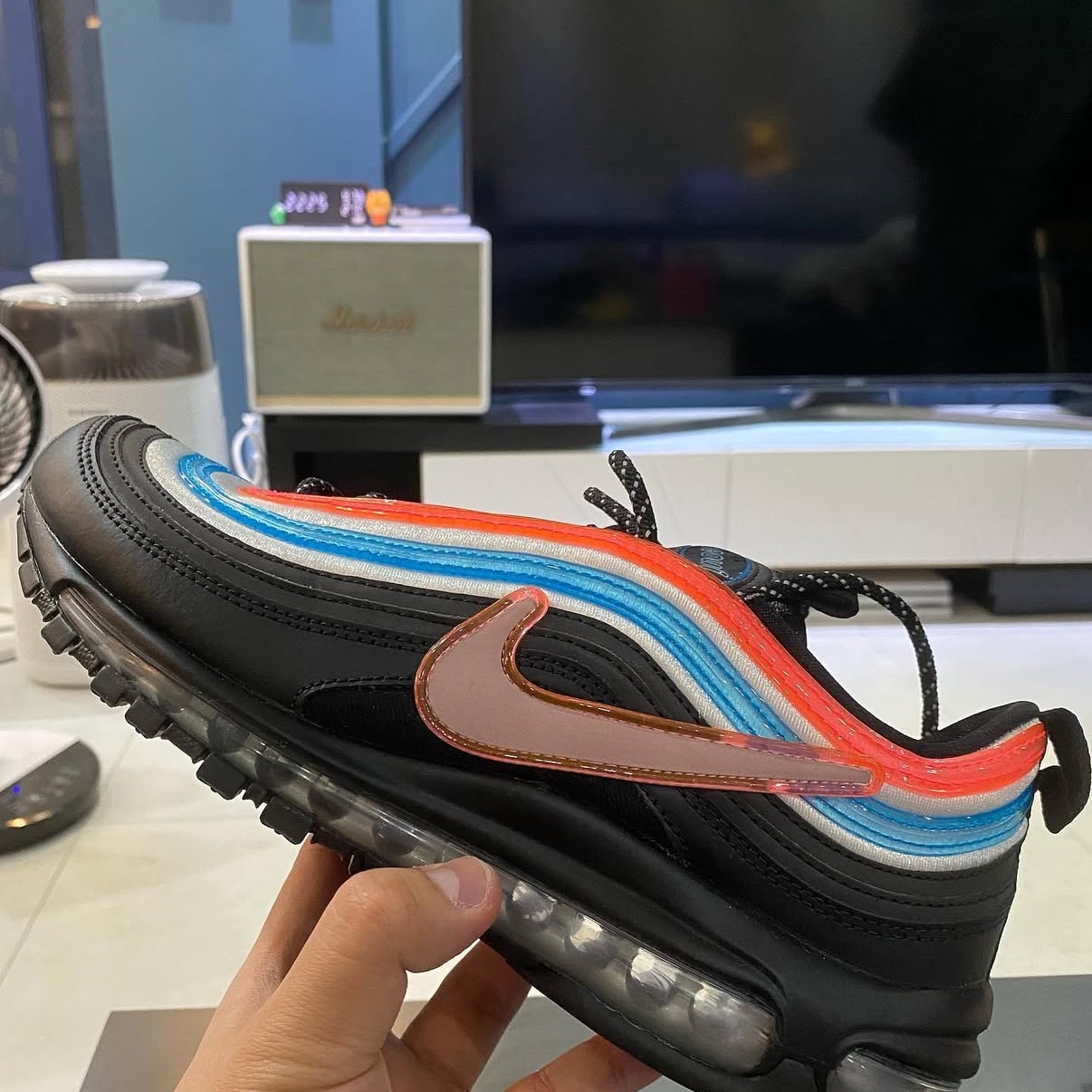 Nike Air Max 97 Neon Seoul 착용 스타일 - 1