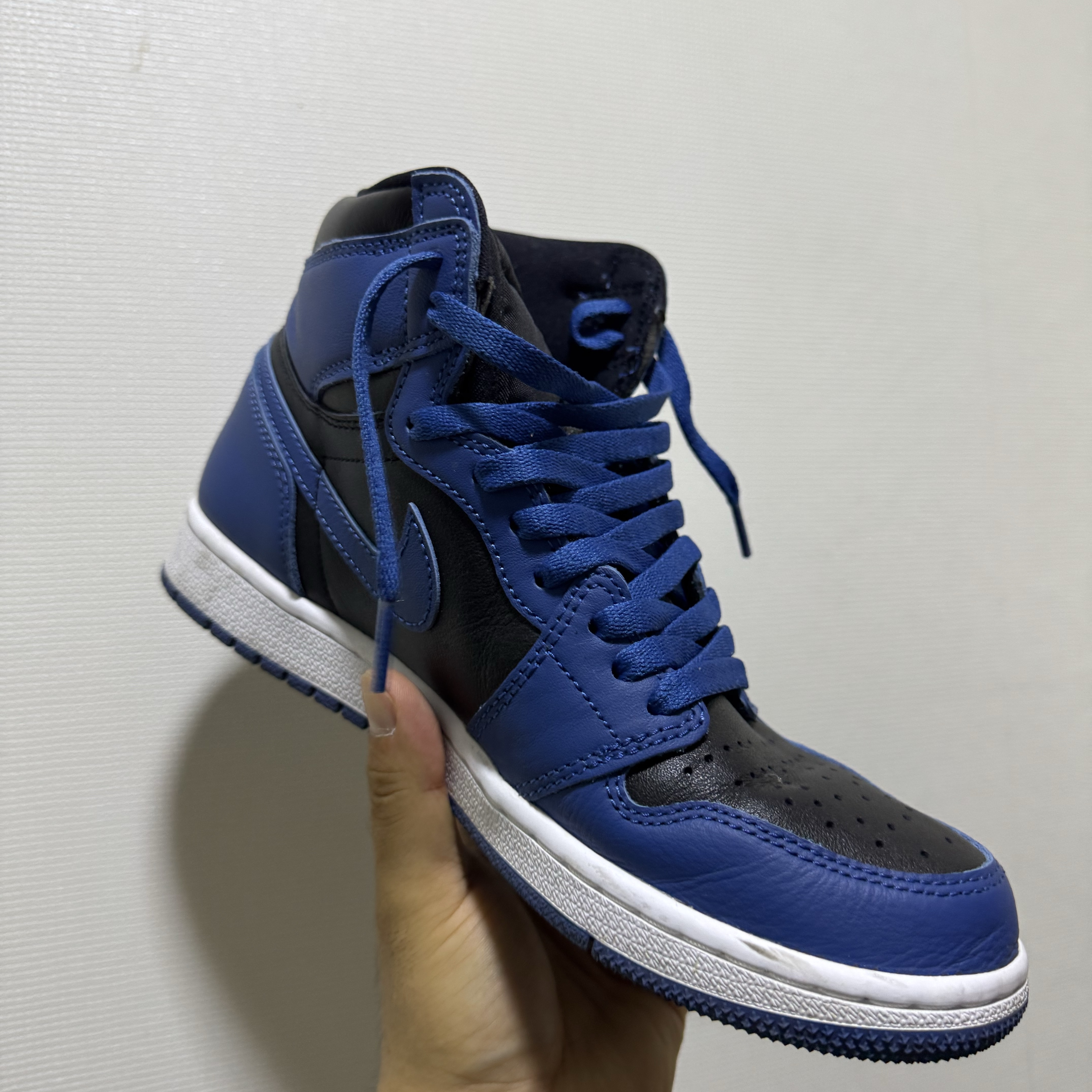 Jordan 1 Retro High OG Dark Marina Blue 착용 스타일