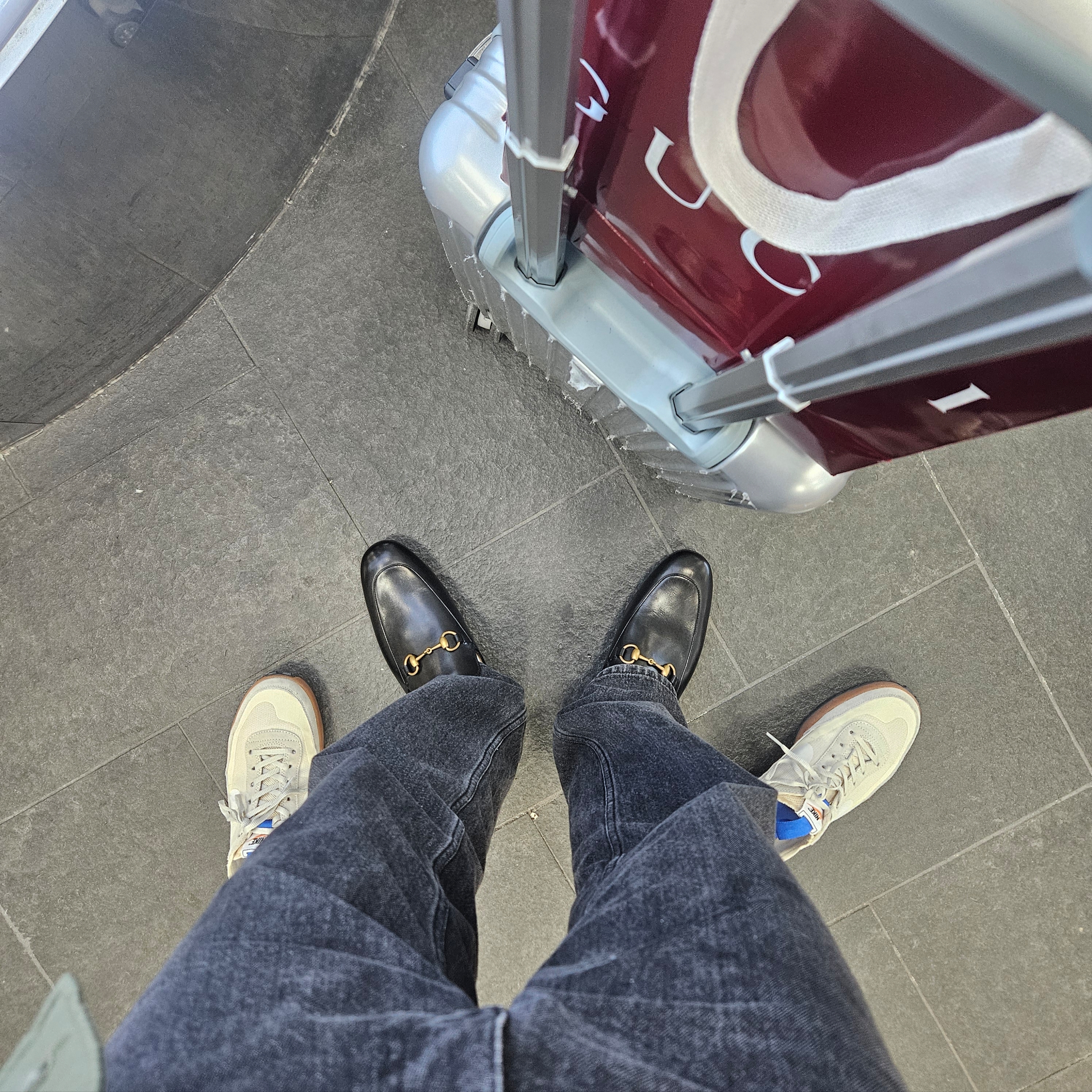 Nike x Tom Sachs General Purpose Shoe Light Cream, Gucci Horsebit Casual Leather Back Slipper Black 착용 스타일