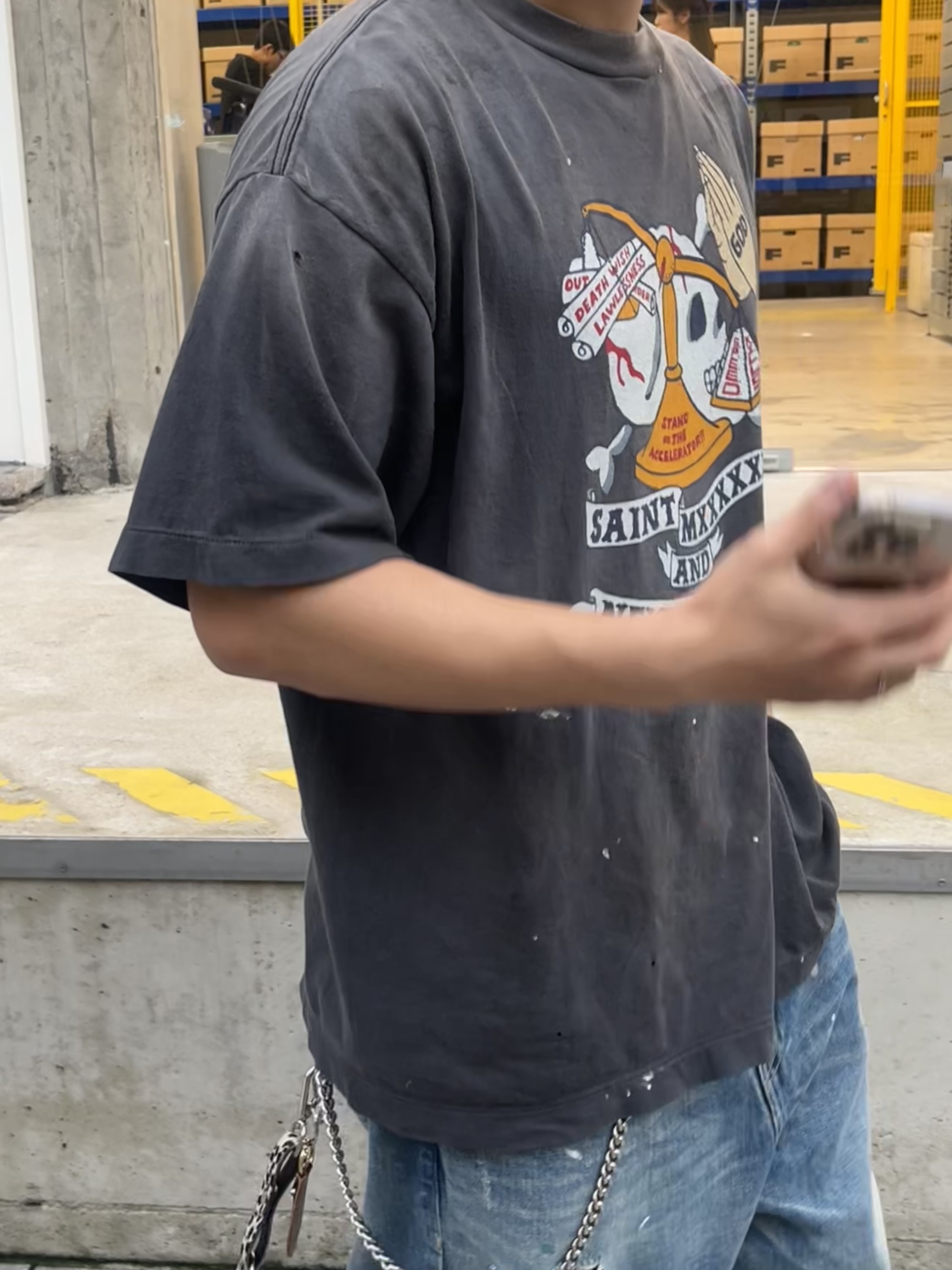 Neighborhood x Saint Mxxxxxx STHD Pray T-Shirt Black - 25SS 착용 스타일 - 2