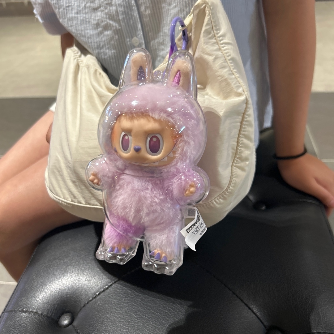 Pop Mart Labubu The Monsters Highlight Series Luck Keyring (Opened Case) 착용 스타일