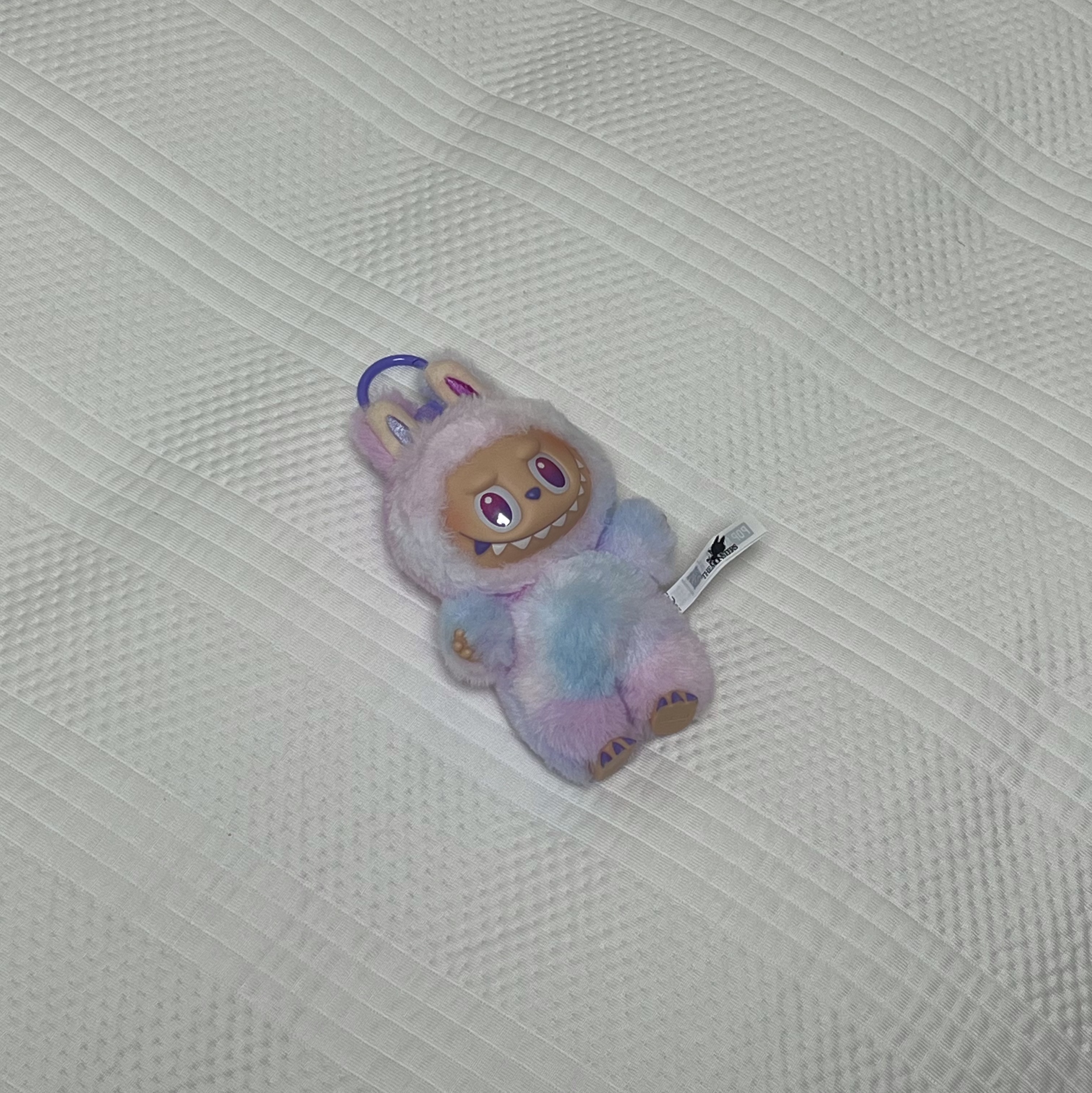 Pop Mart Labubu The Monsters Highlight Series Luck Keyring (Opened Case) 착용 스타일 - 1