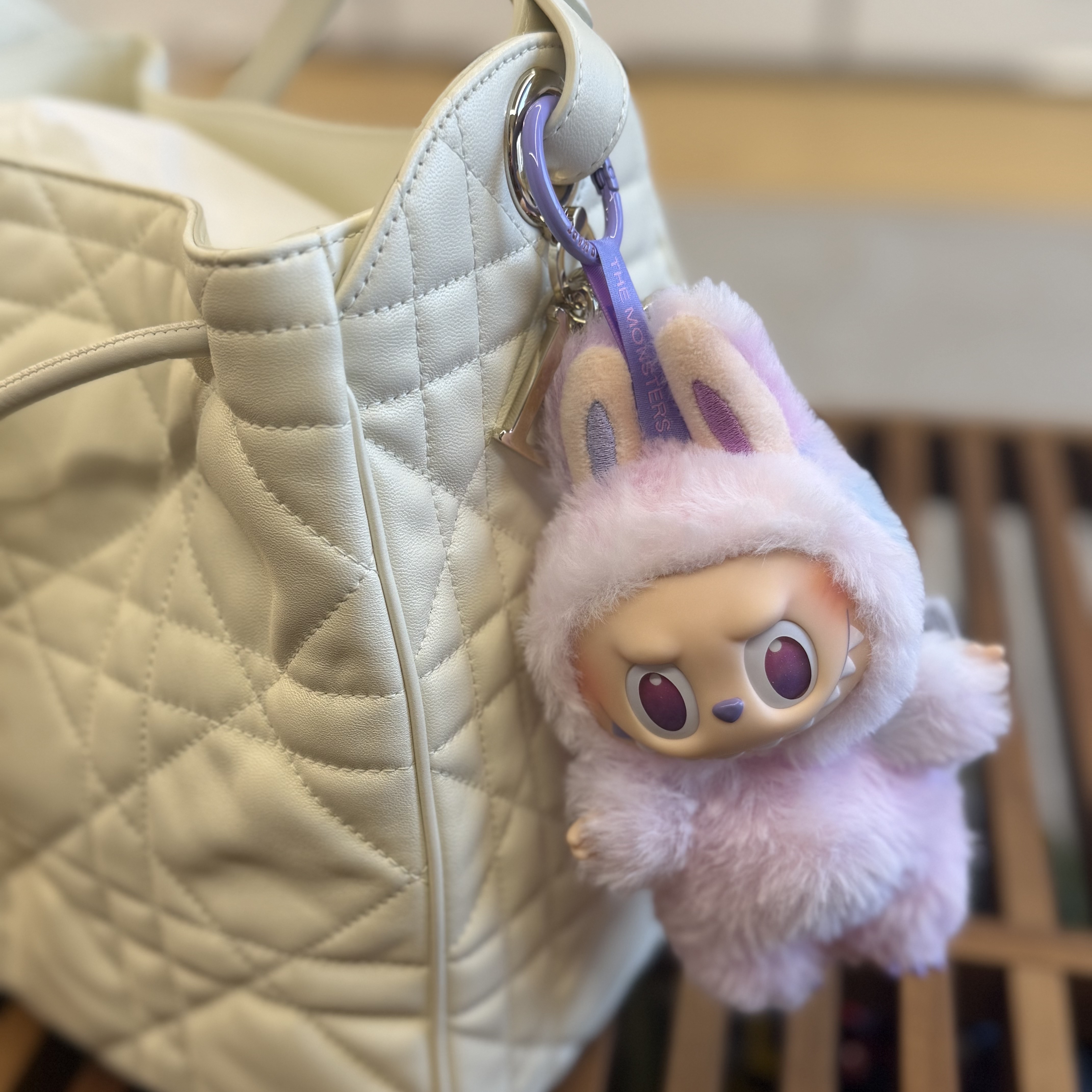 Pop Mart Labubu The Monsters Highlight Series Luck Keyring (Opened Case) 착용 스타일 - 2