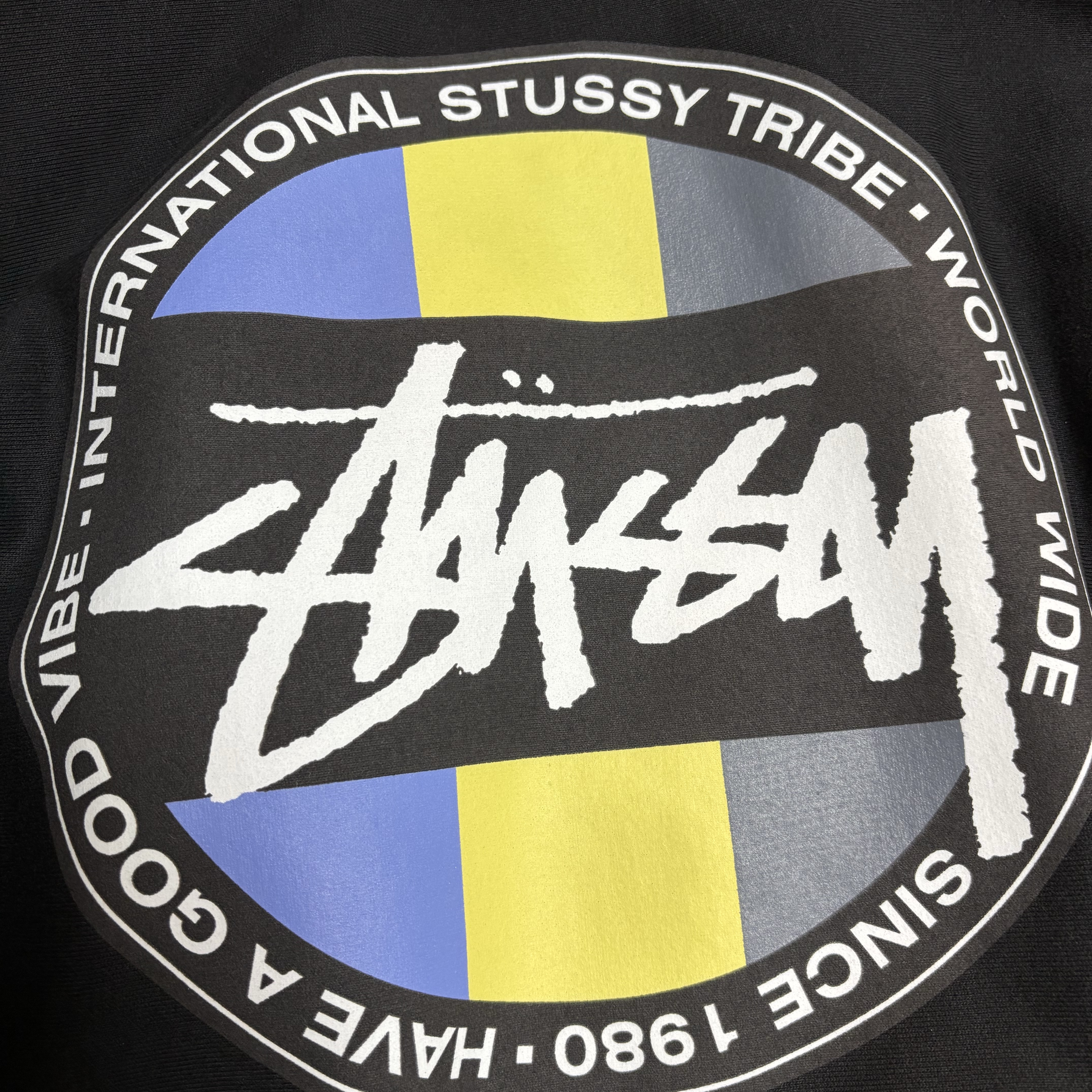 Stussy Classic Dot Zip Hoodie Black 착용 스타일 - 2