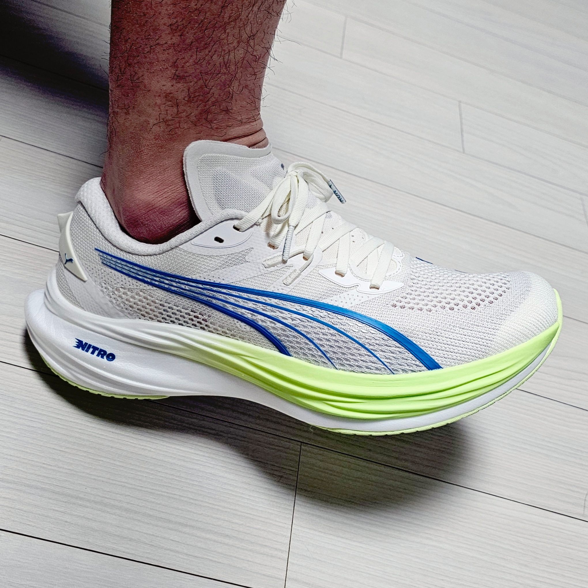 Puma Deviate Nitro 3 Wide Frosted Ivory Tropical Blue 착용 스타일