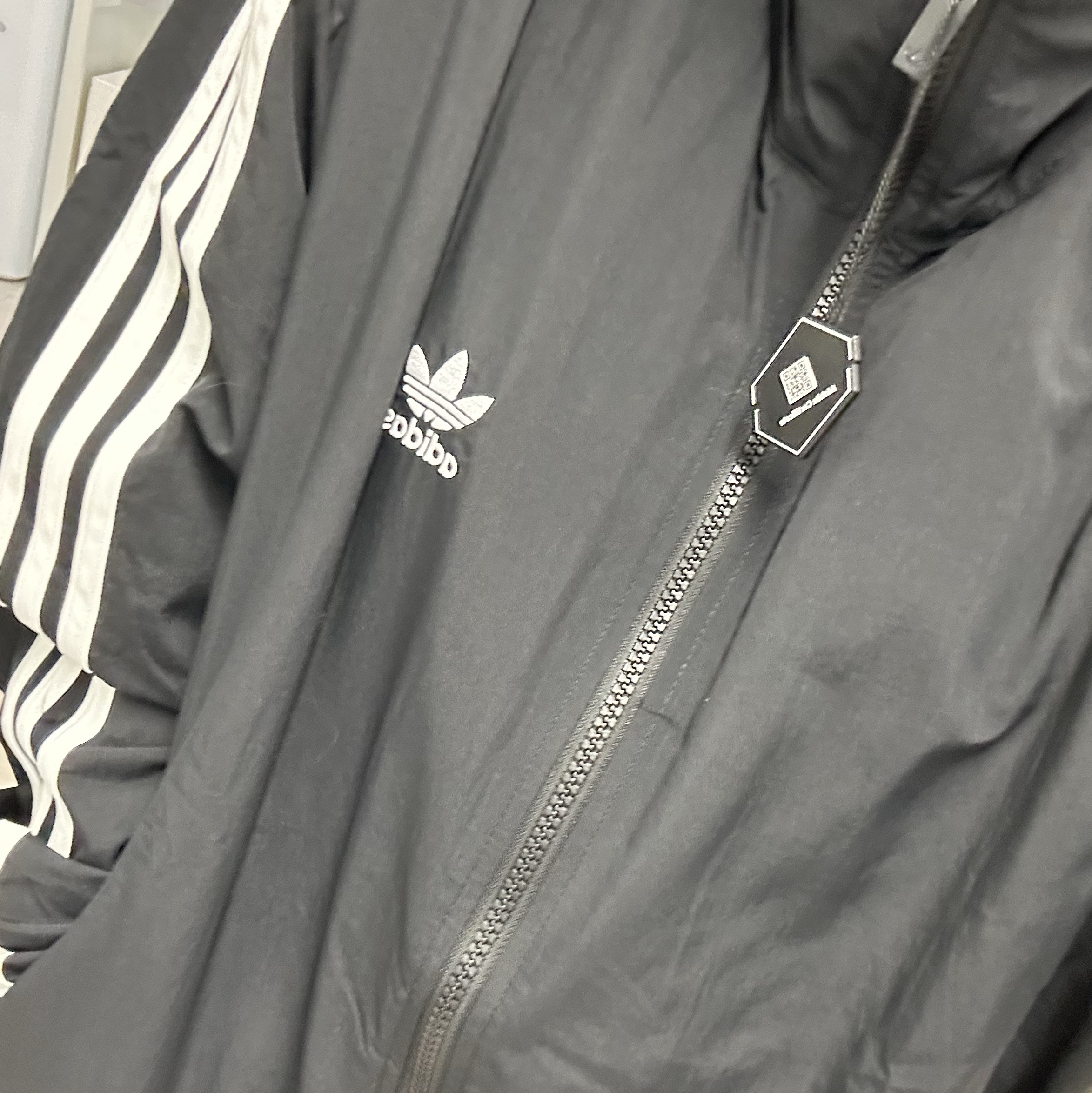 Adidas Adicolor Woven Firebird Track Top Black  - KR Sizing 착용 스타일