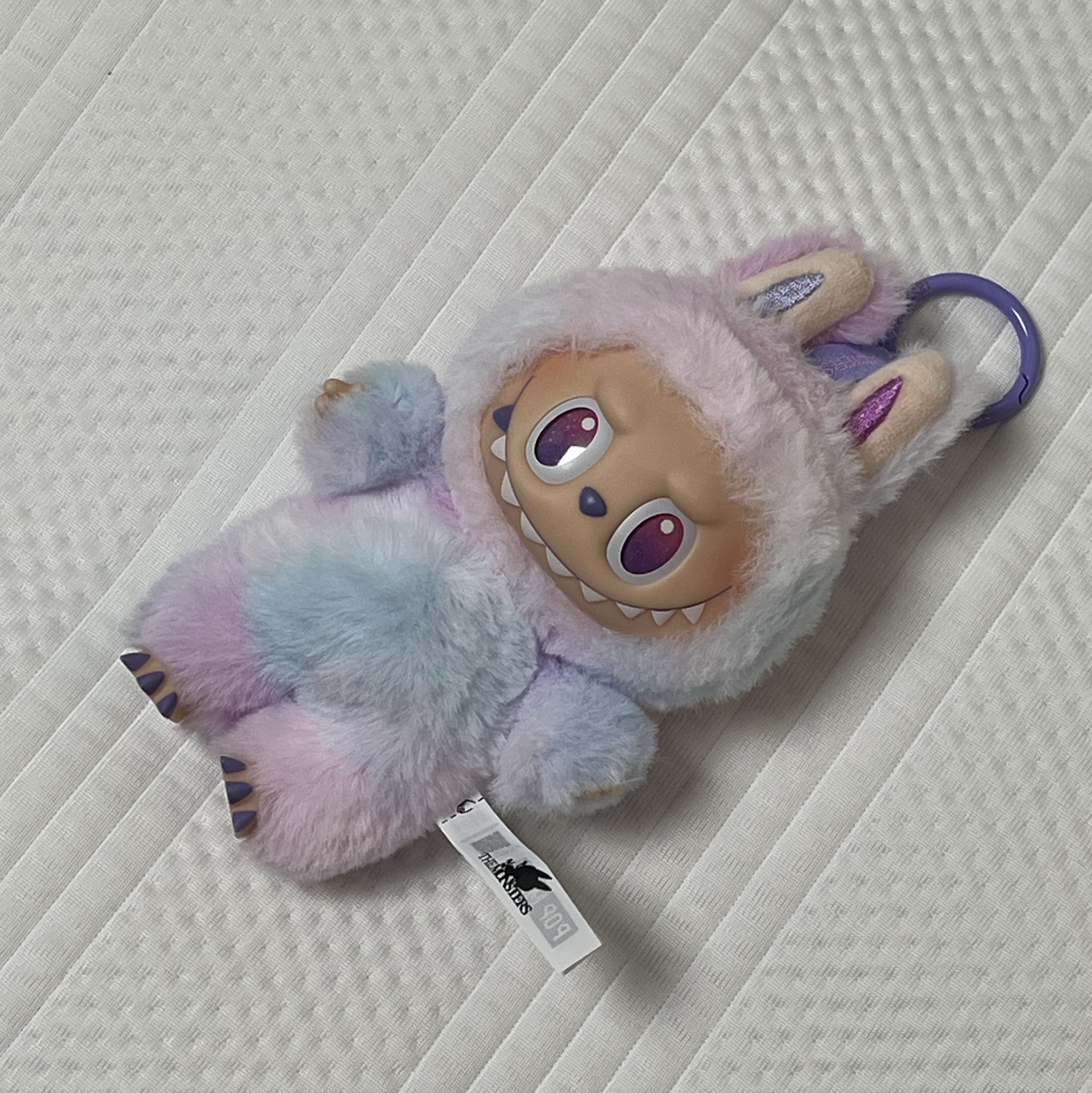 Pop Mart Labubu The Monsters Highlight Series Luck Keyring (Opened Case) 착용 스타일 - 2