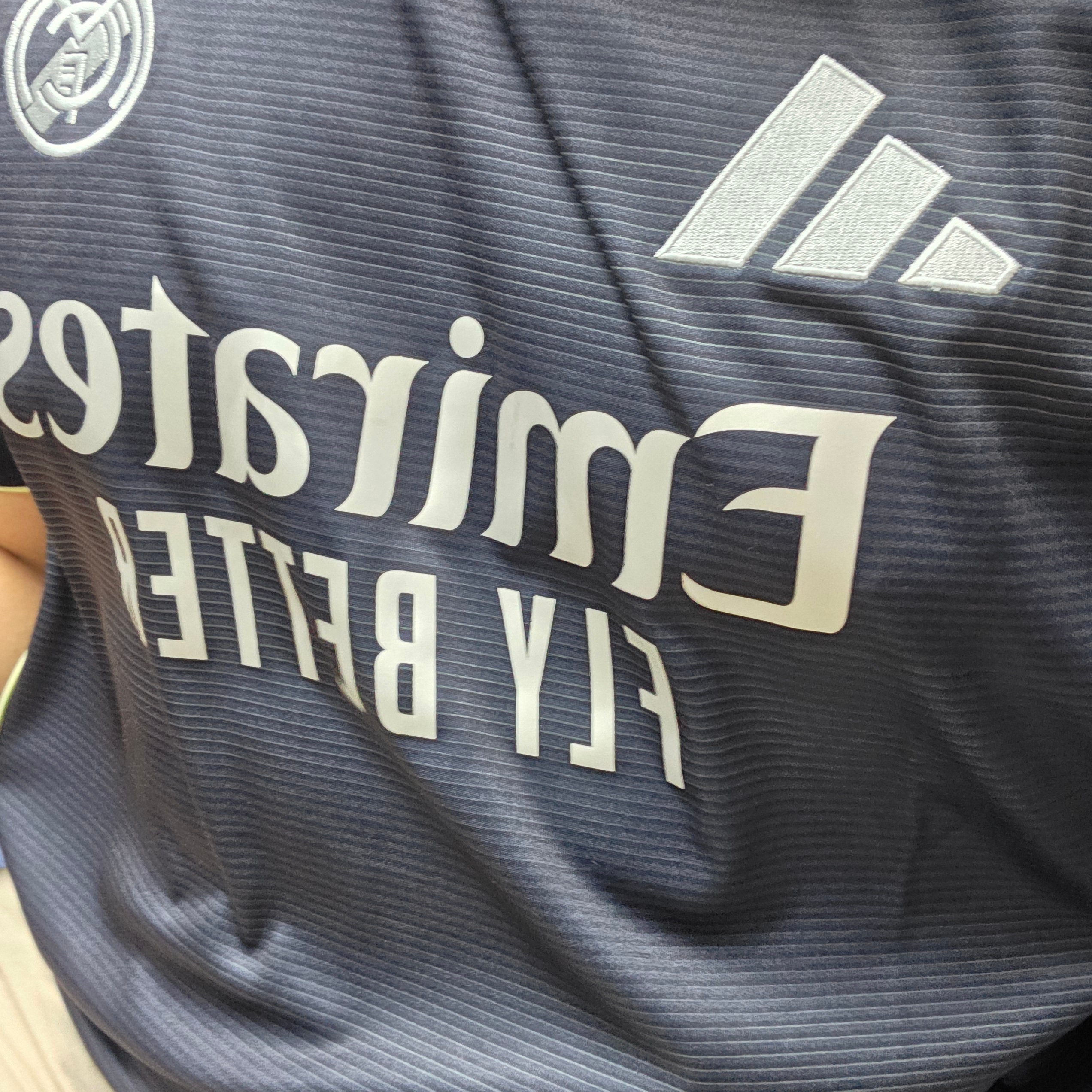 Adidas Real Madrid 2025/26 Away Jersey Legend Ink - KR Sizing (Non Marking Ver.) 착용 스타일 - 1