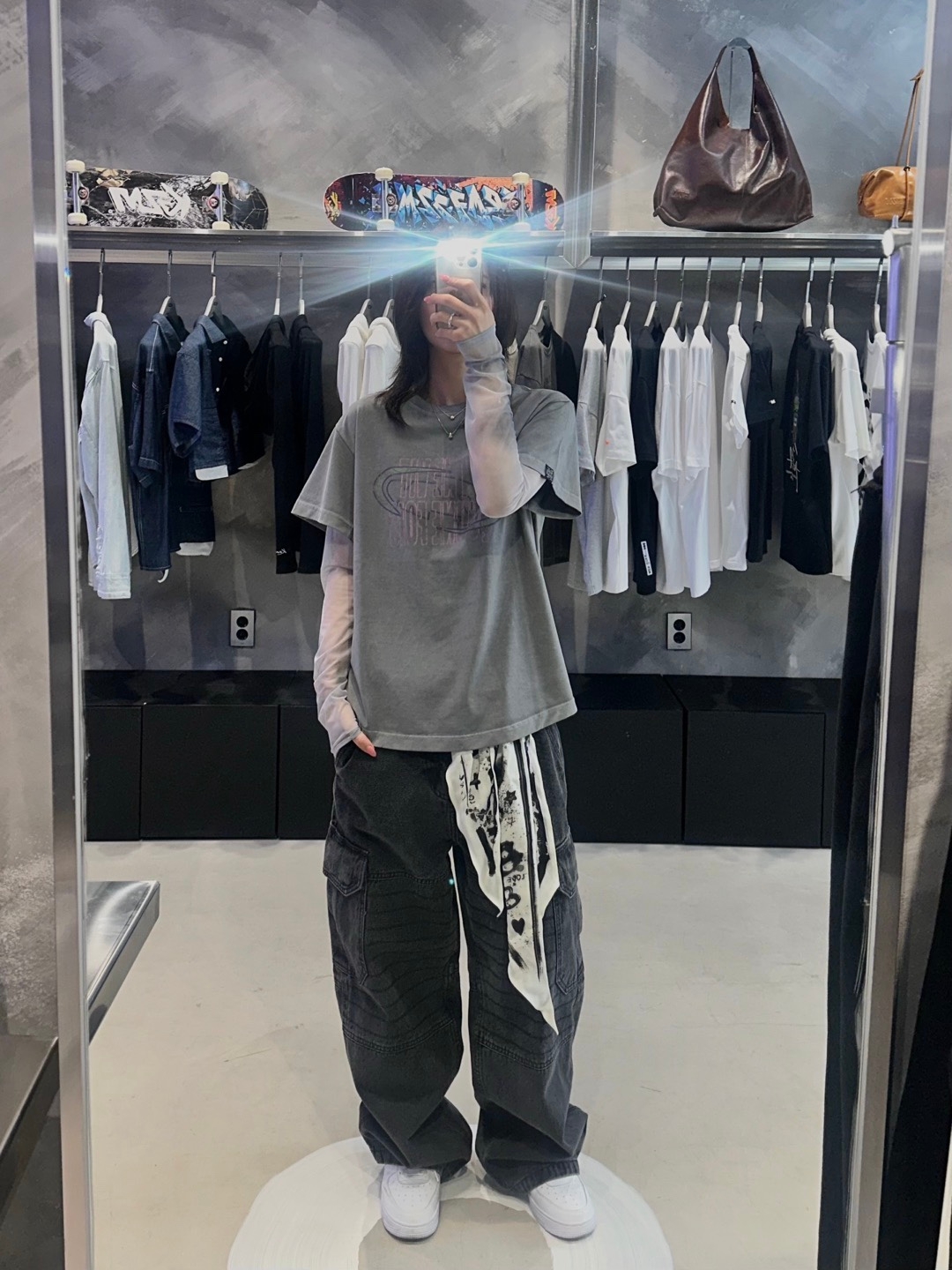 KZM Sashiko Outpocket Denim Pants Black 착용 스타일