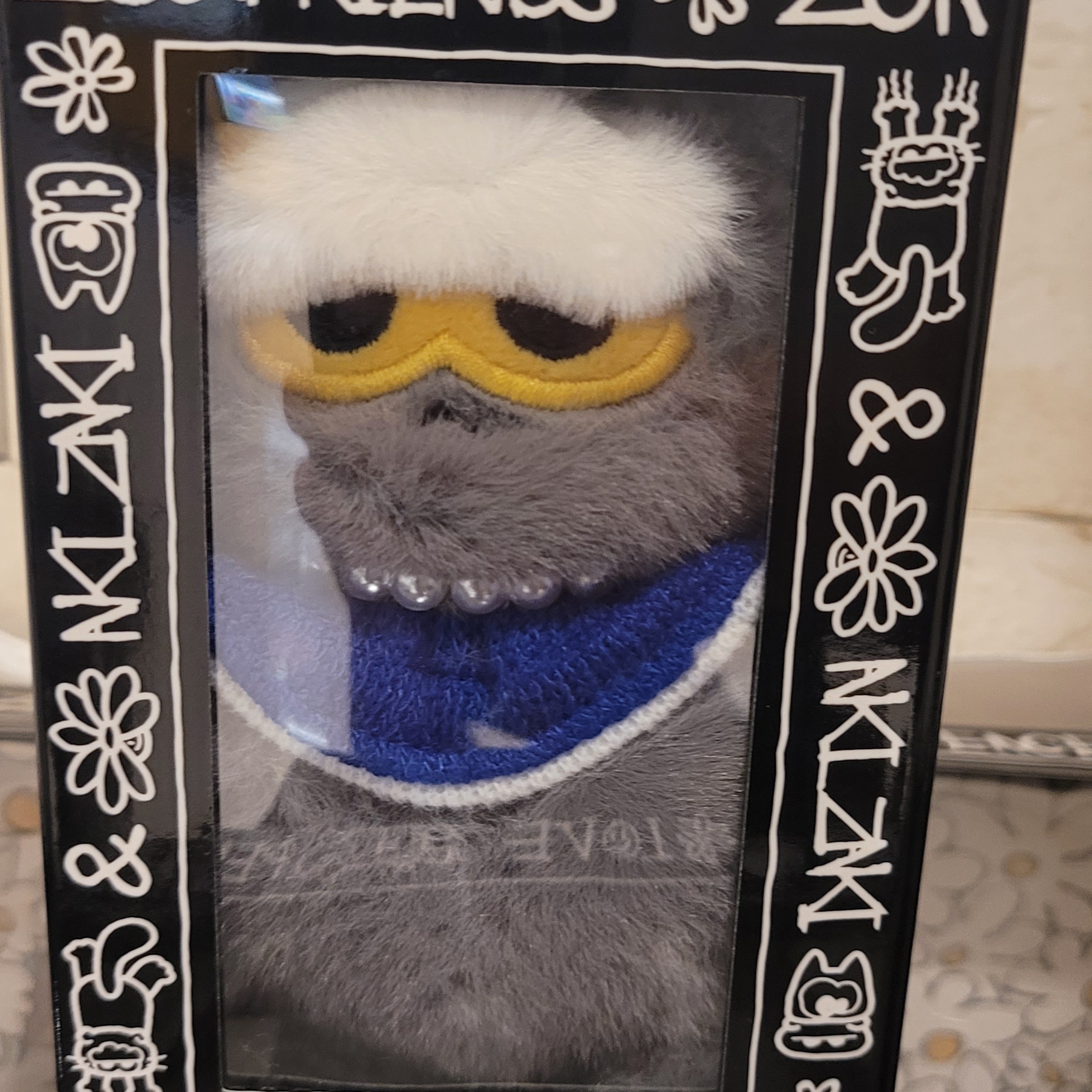 Zo&Friends Zoa Plush Keyring Grey 착용 스타일 - 1